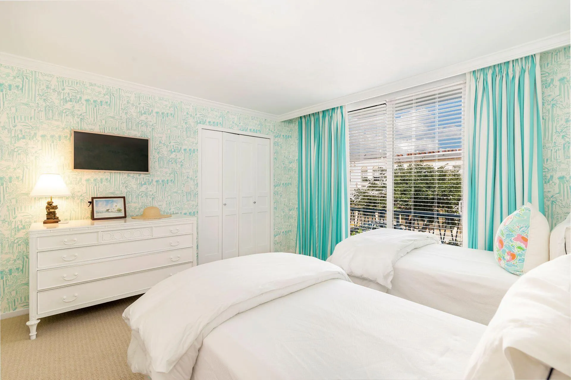 170 Chilean Avenue, #2d