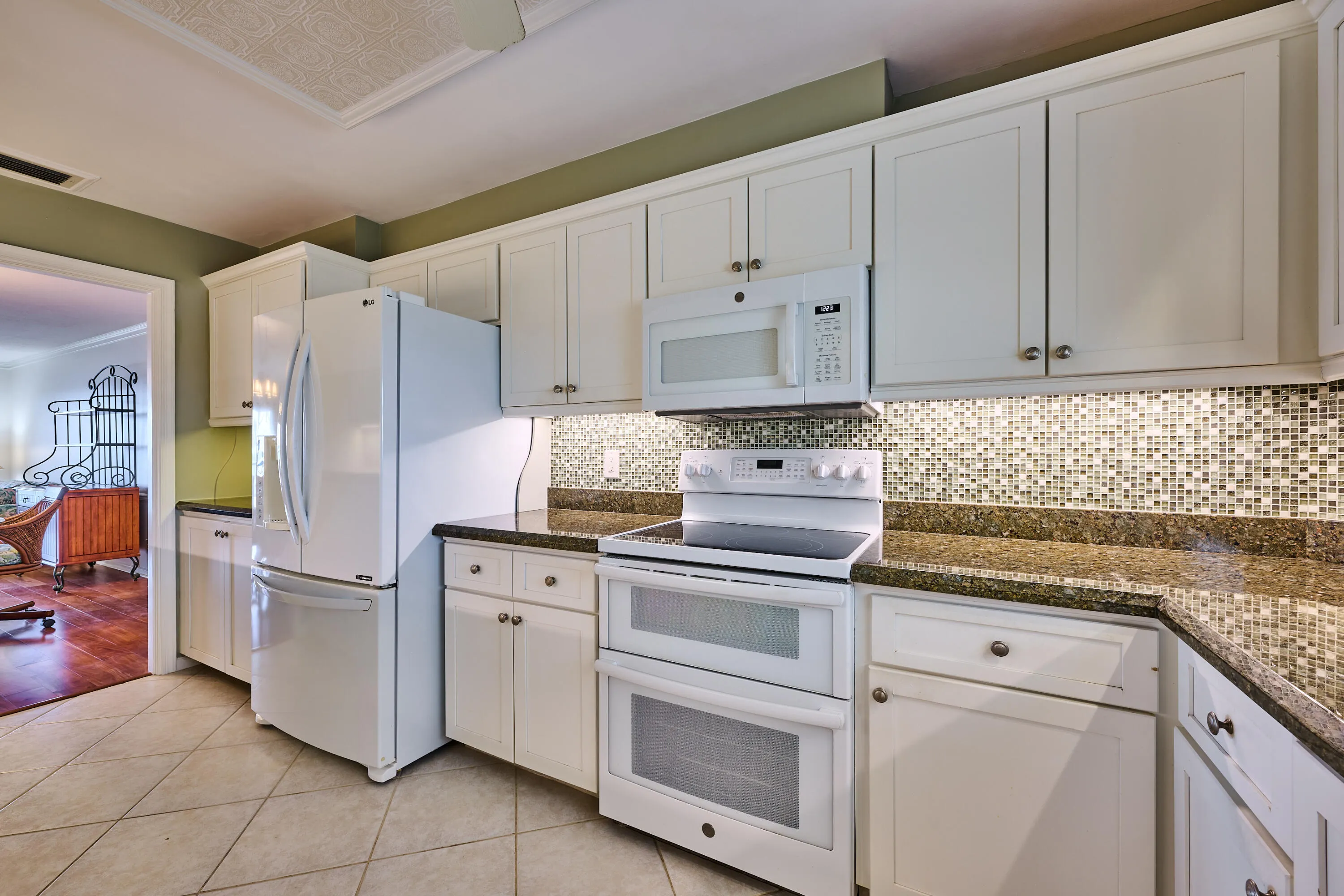 200 Intracoastal Place, #402