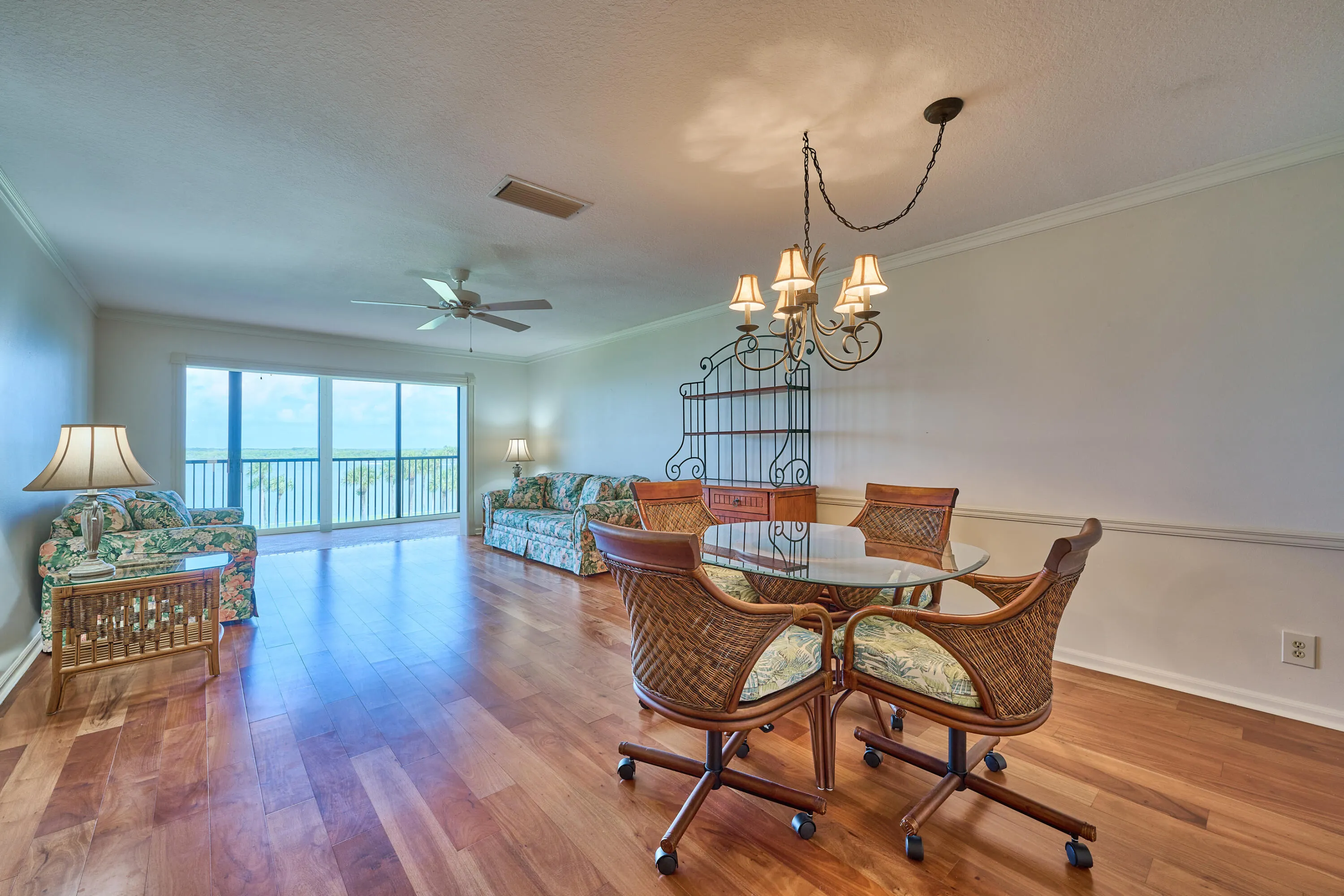200 Intracoastal Place, #402