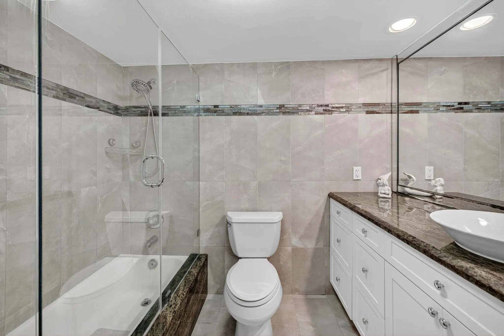 1180 S Ocean Boulevard, #14d
