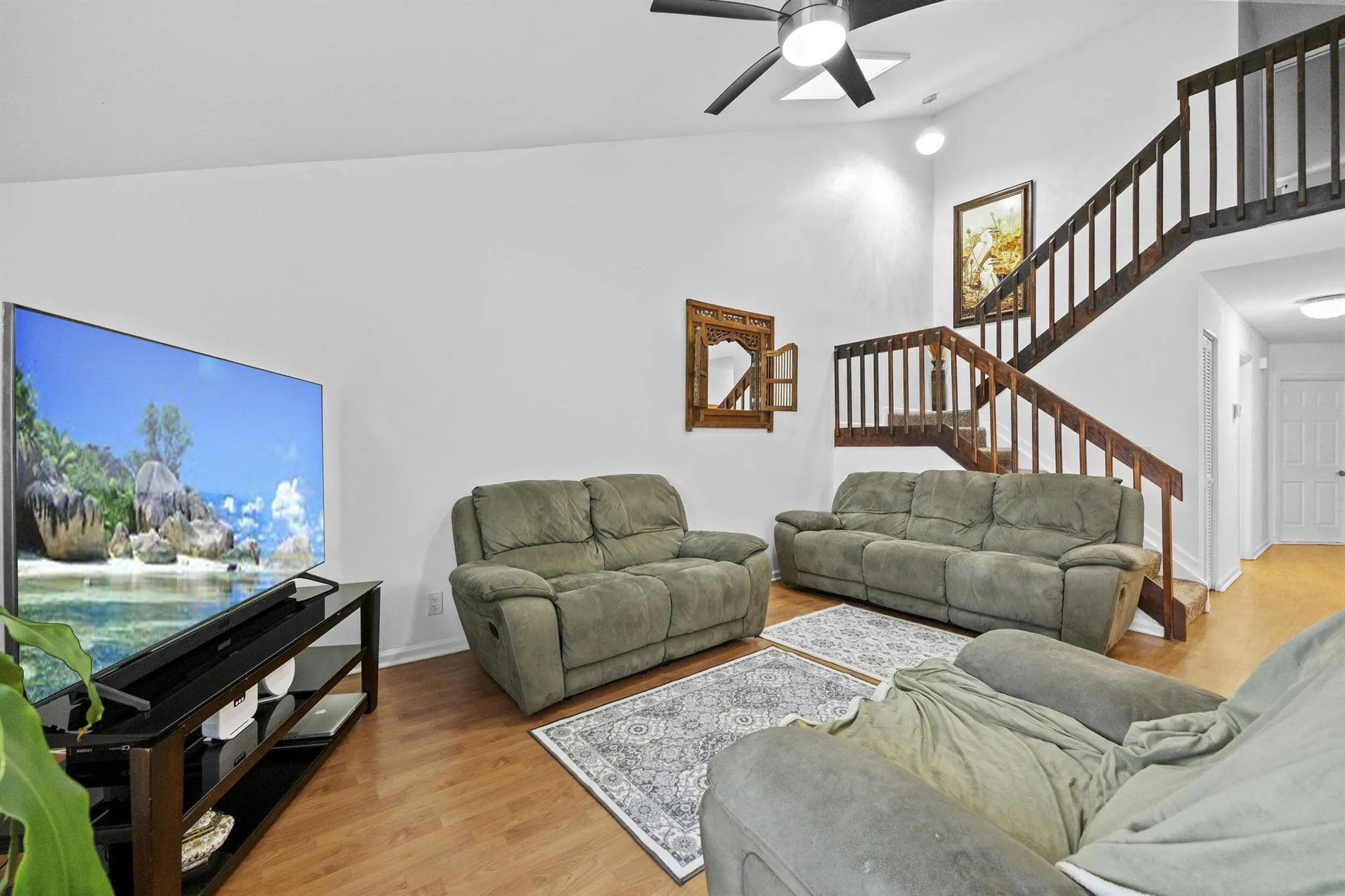 1519 Woodbridge Lakes Circle