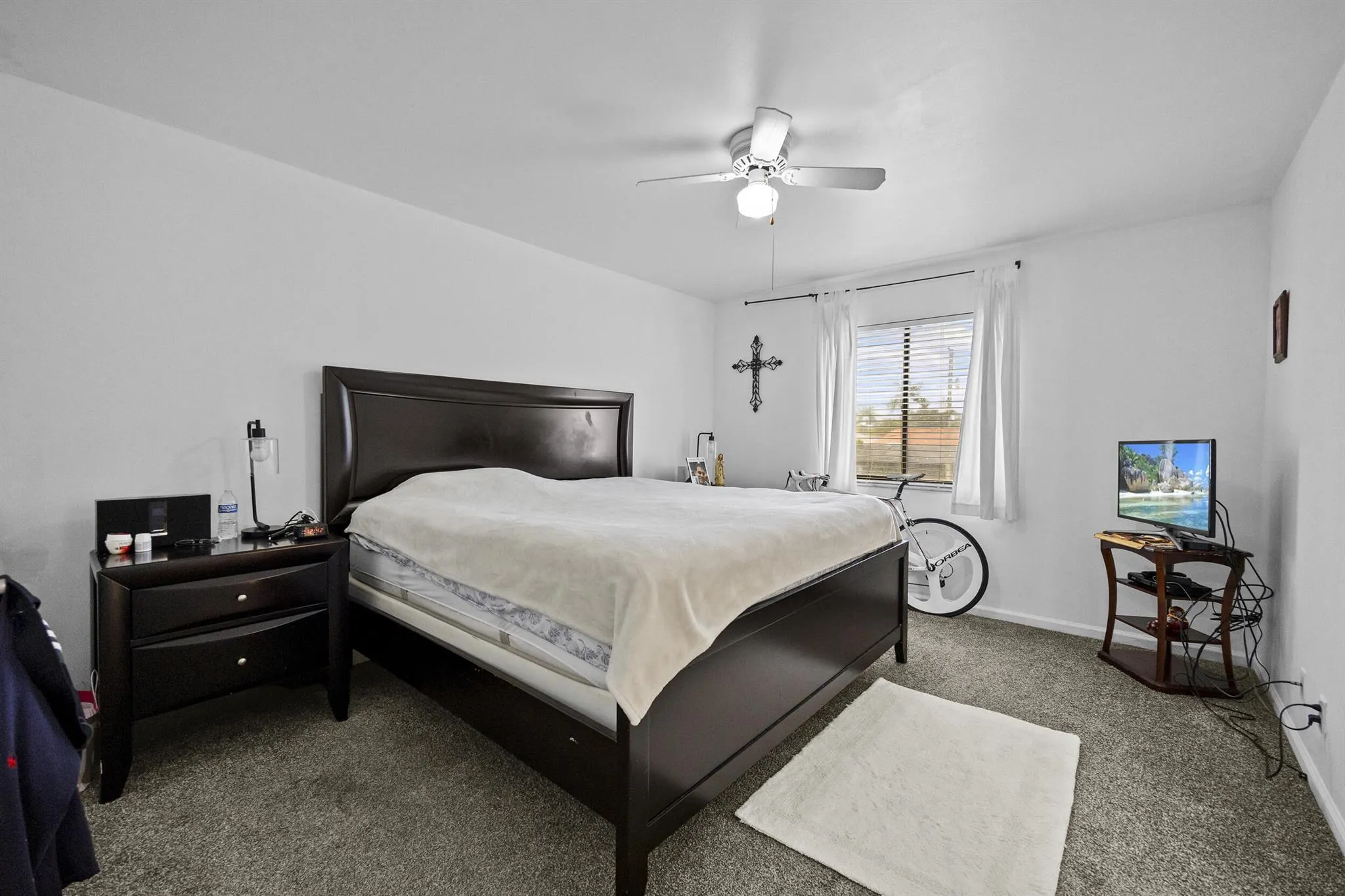 1519 Woodbridge Lakes Circle