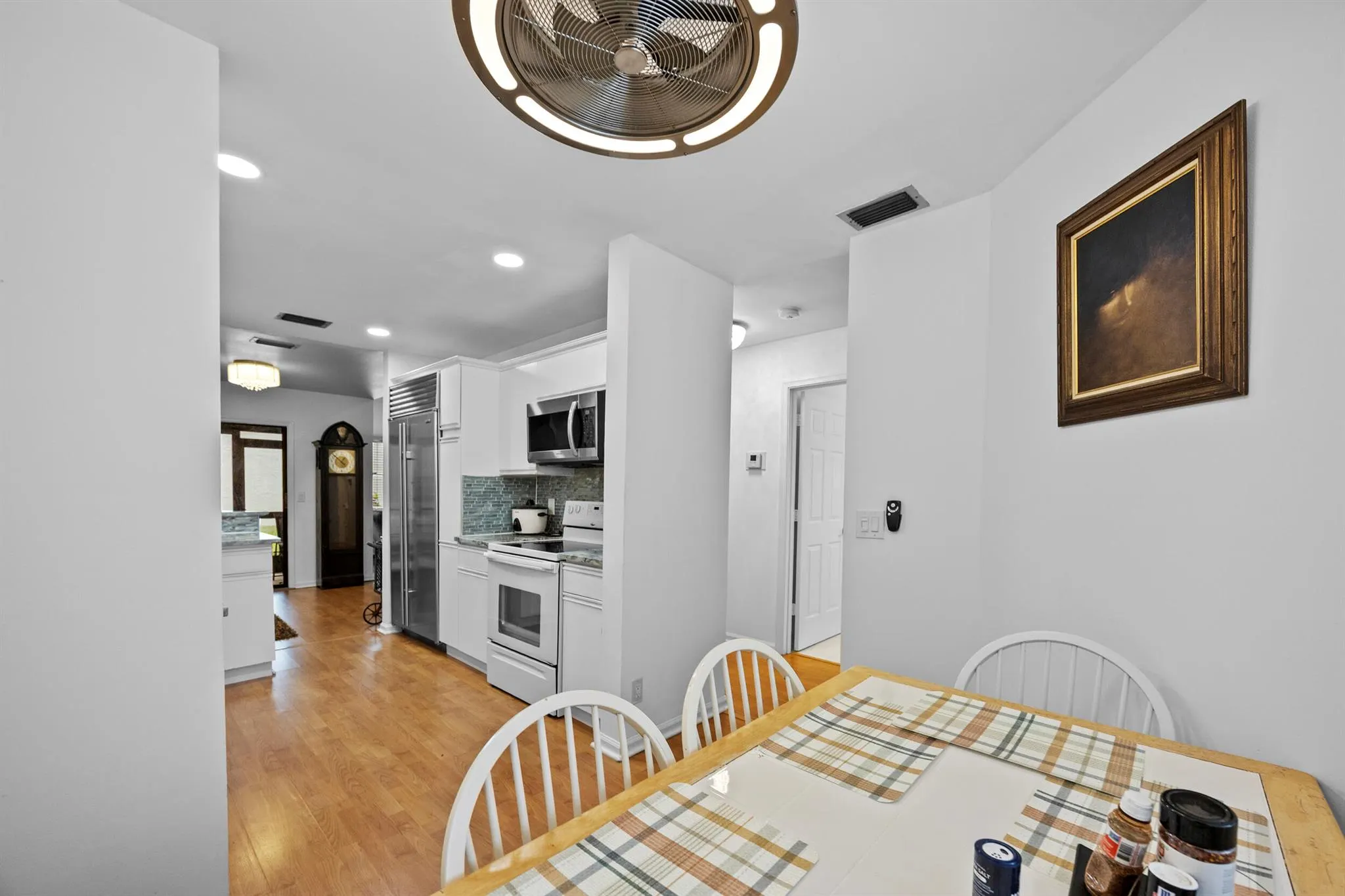 1519 Woodbridge Lakes Circle