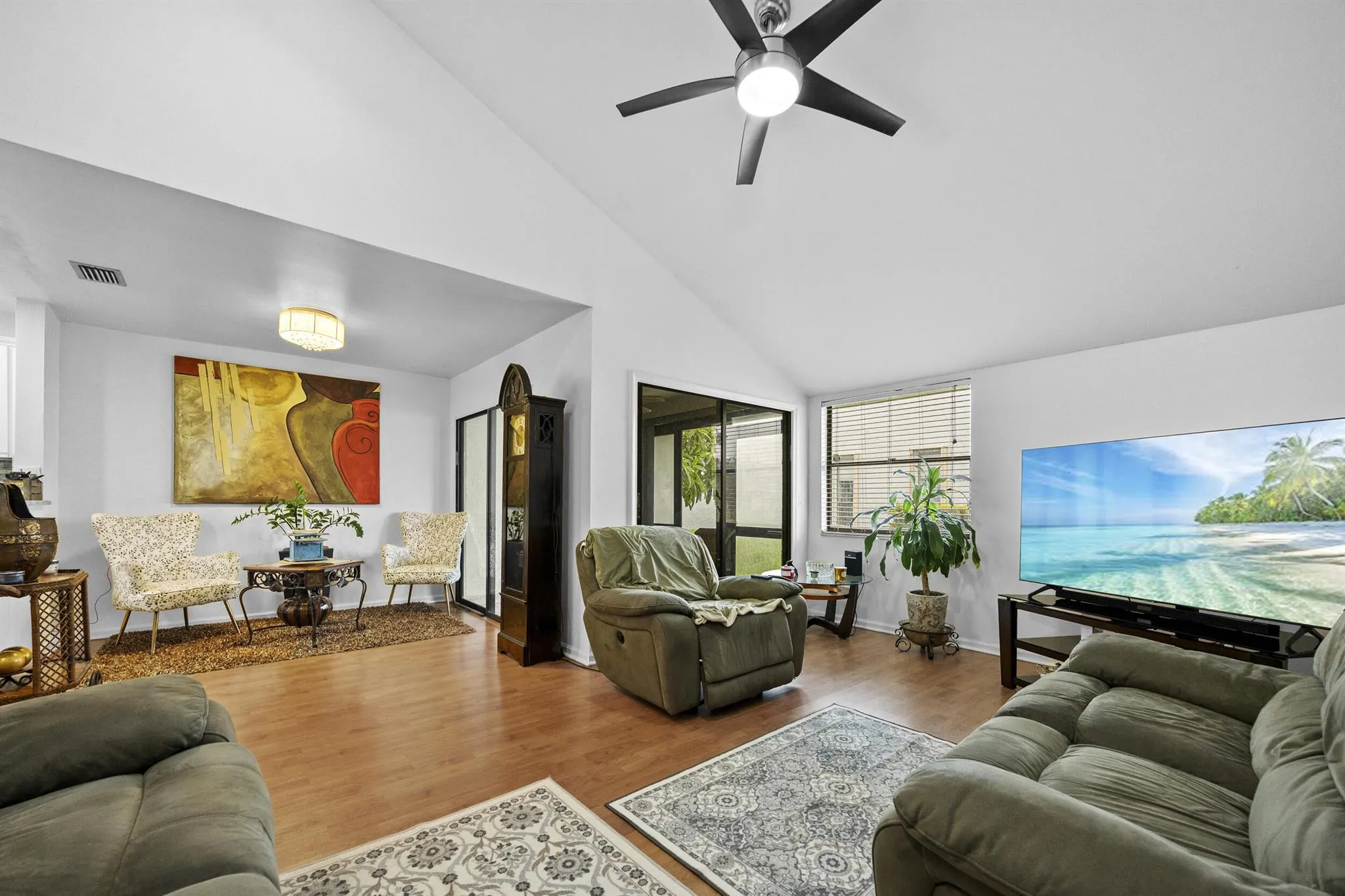 1519 Woodbridge Lakes Circle