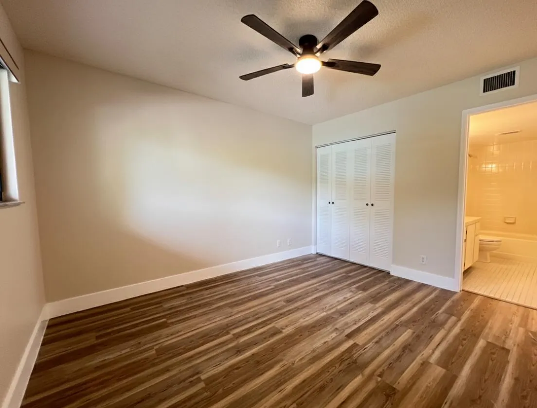 7320 Amberly Lane, #207