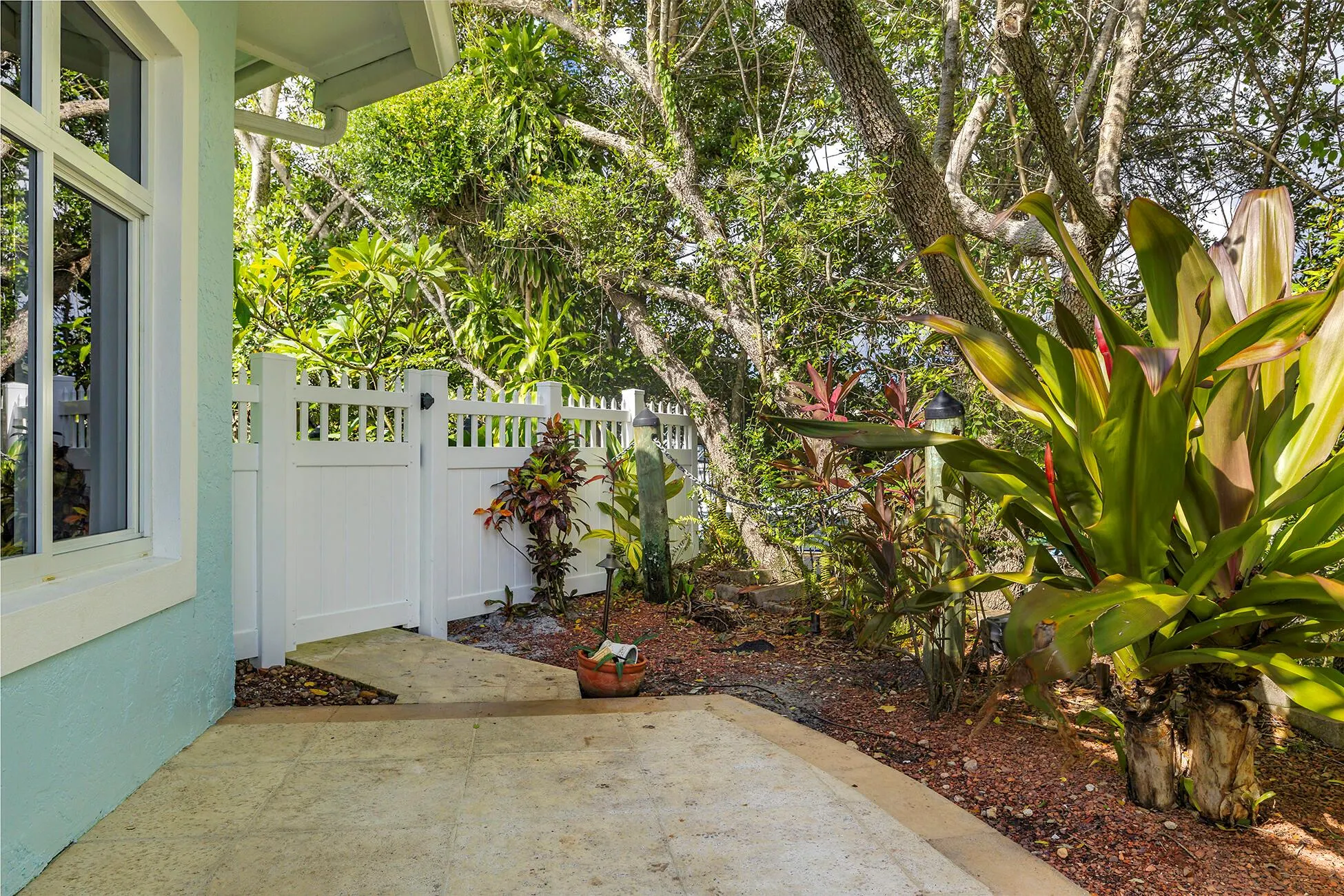 2897 SE Saint Lucie Boulevard