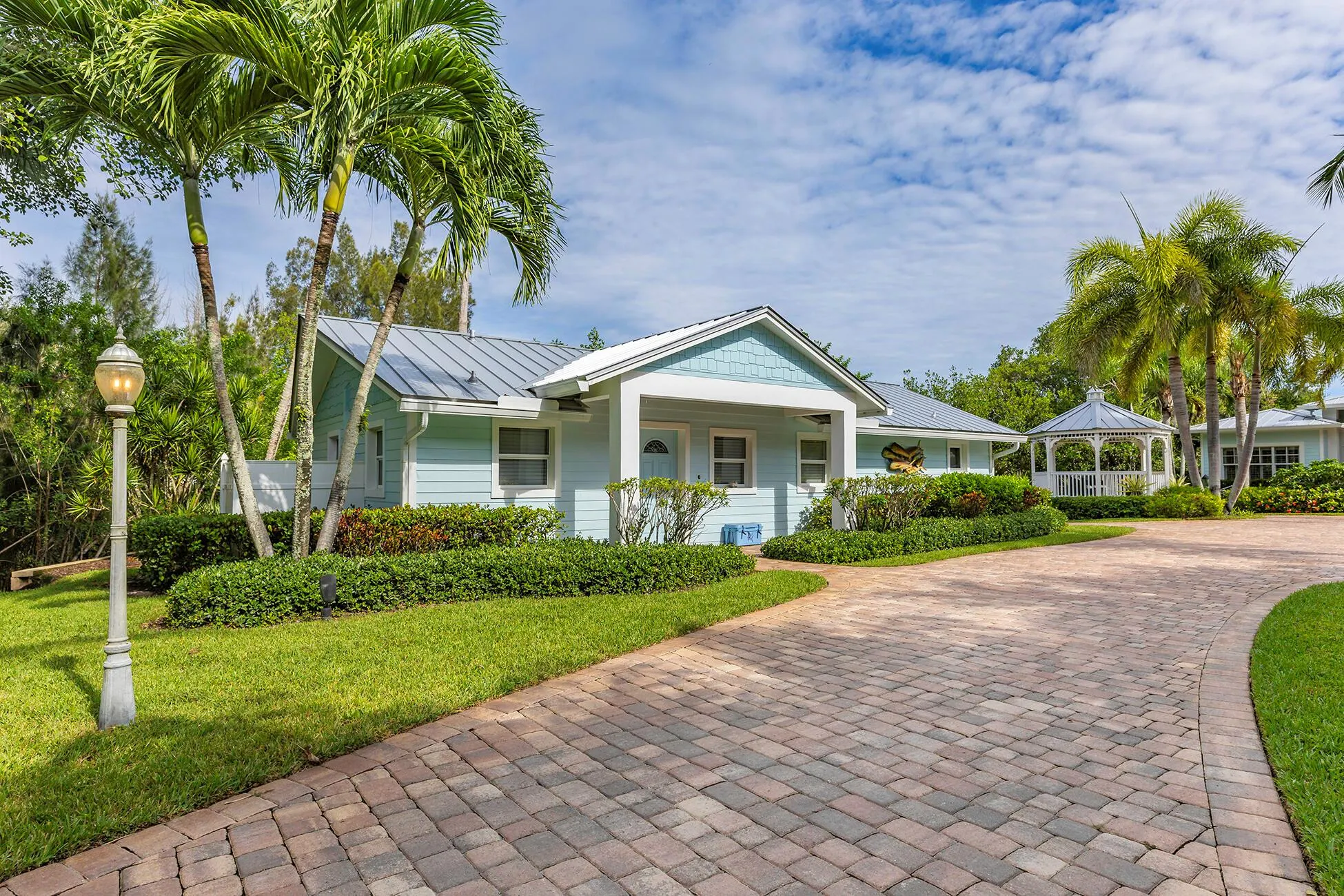 2897 SE Saint Lucie Boulevard