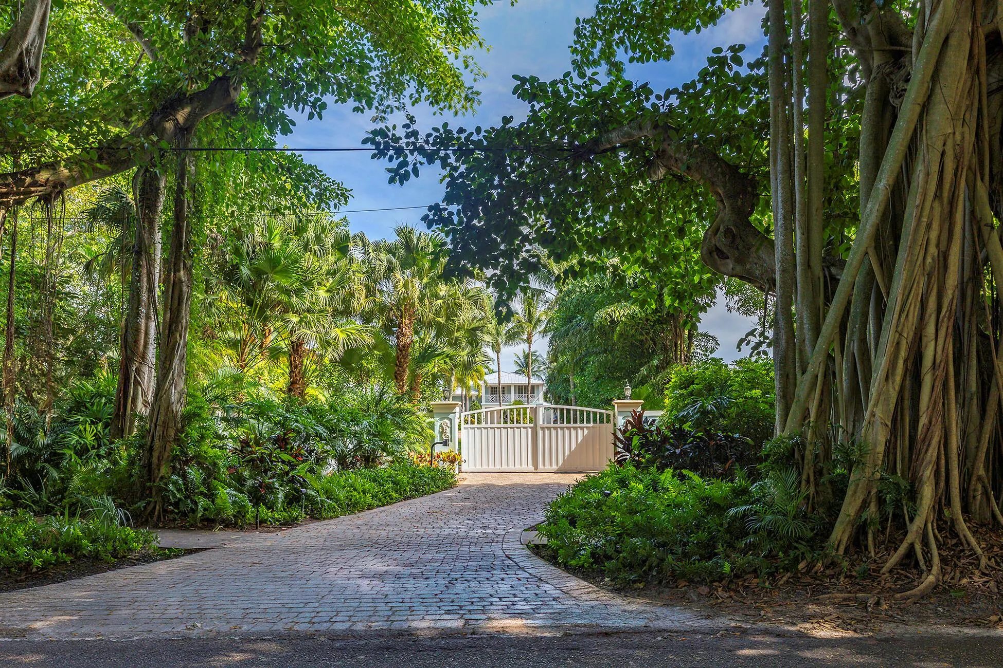 2897 SE Saint Lucie Boulevard