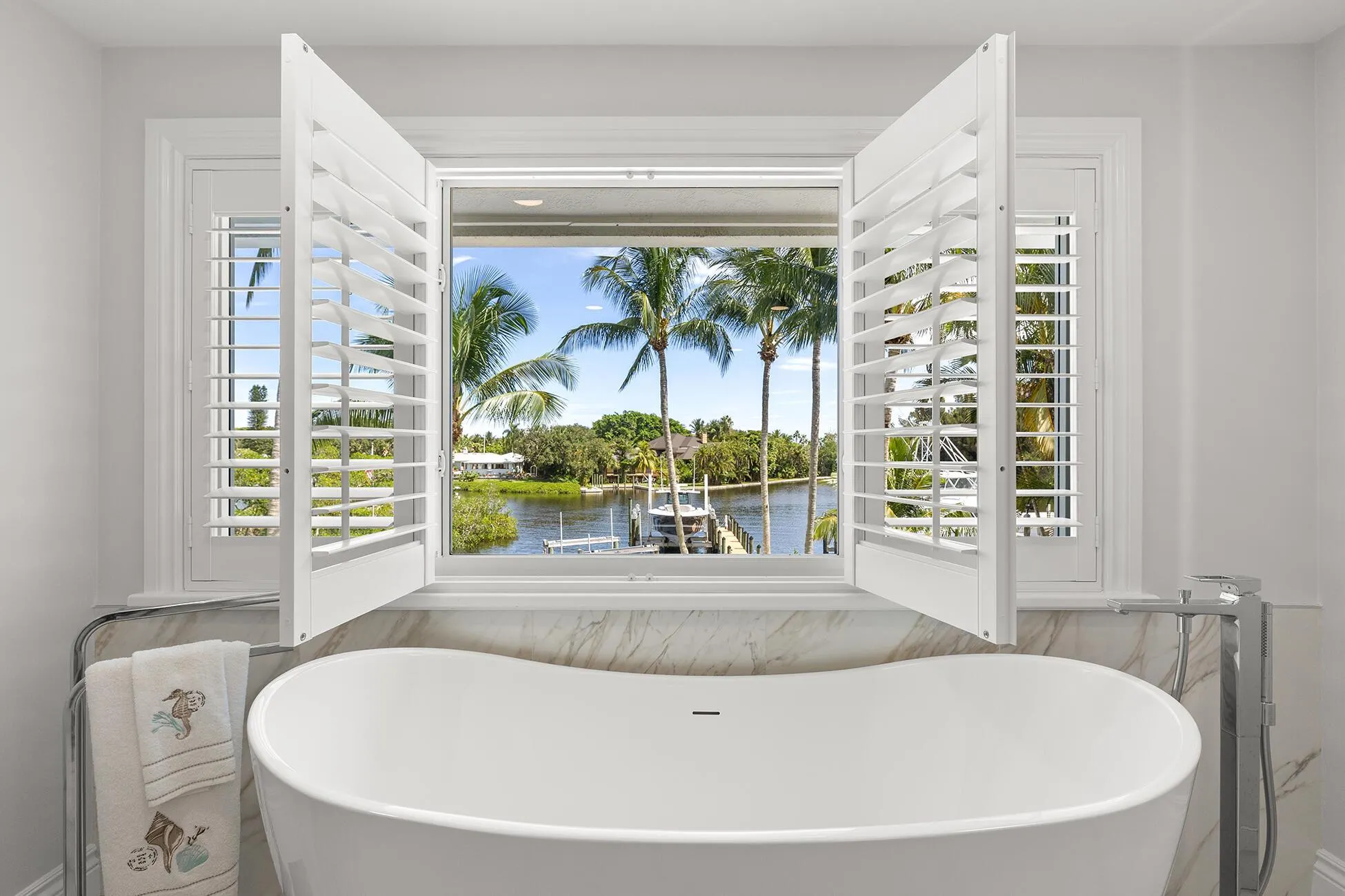 2897 SE Saint Lucie Boulevard