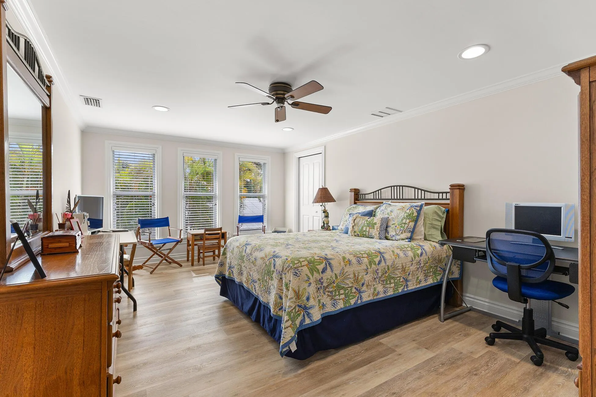2897 SE Saint Lucie Boulevard