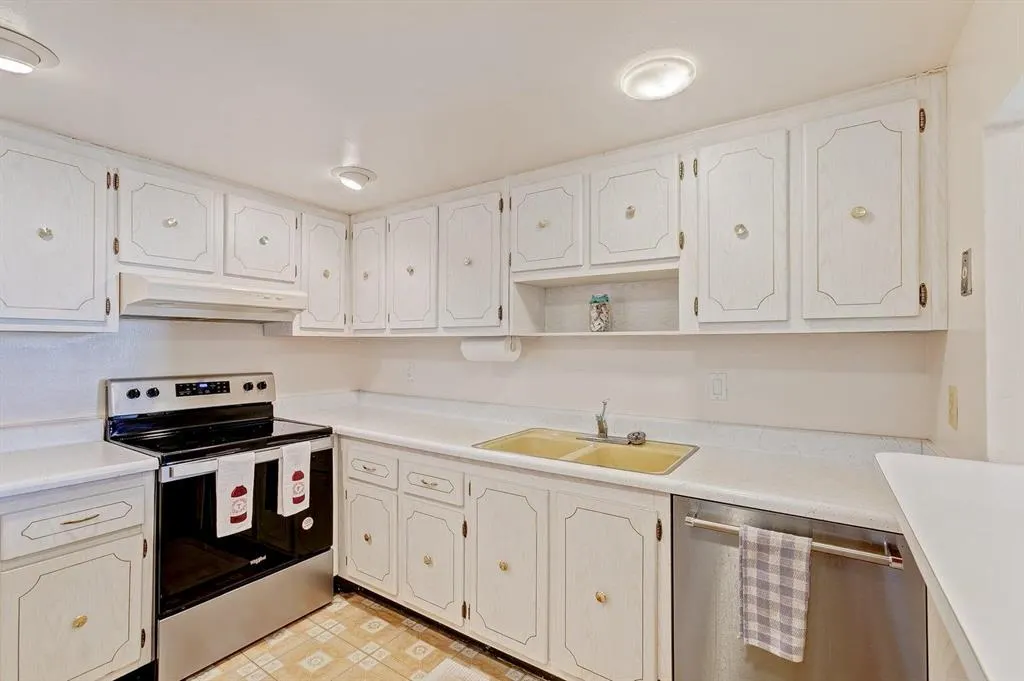 2800 N Ocean Drive, #B - 6d