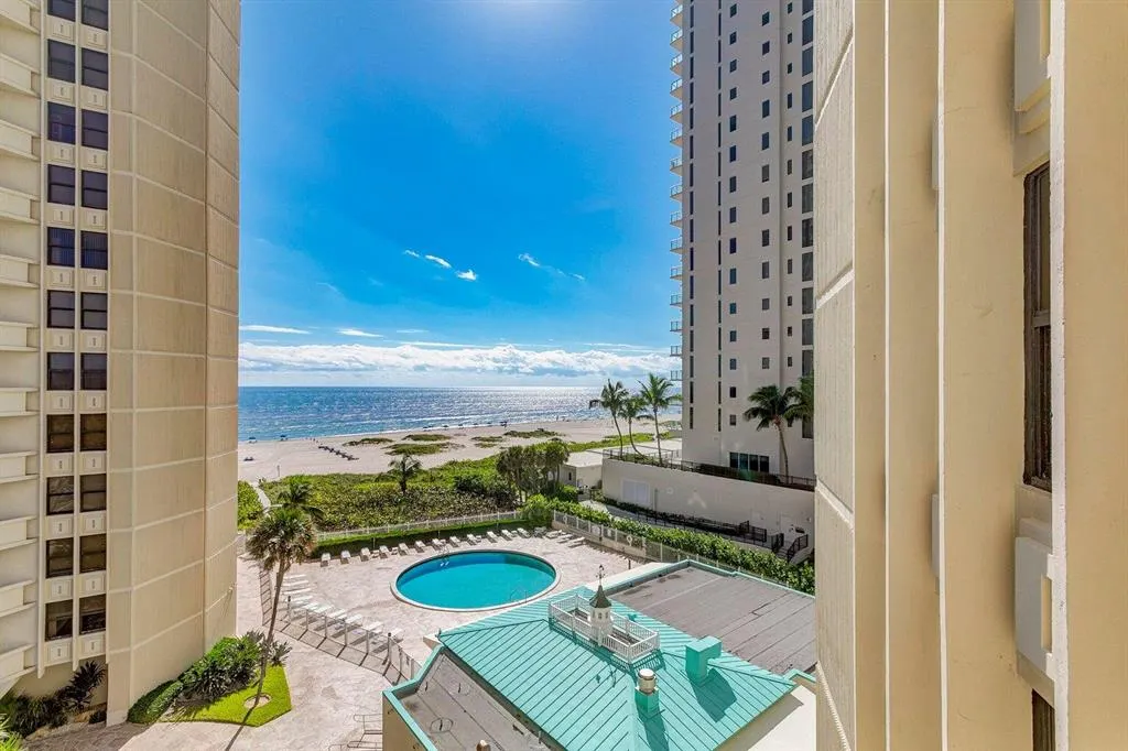 2800 N Ocean Drive, #B - 6d