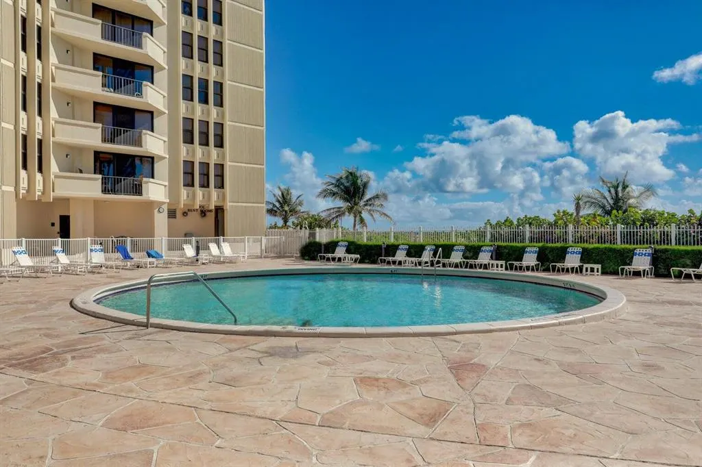 2800 N Ocean Drive, #B - 6d