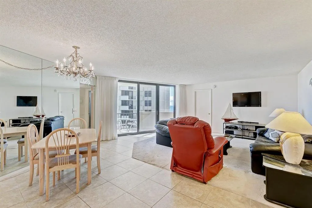 2800 N Ocean Drive, #B - 6d