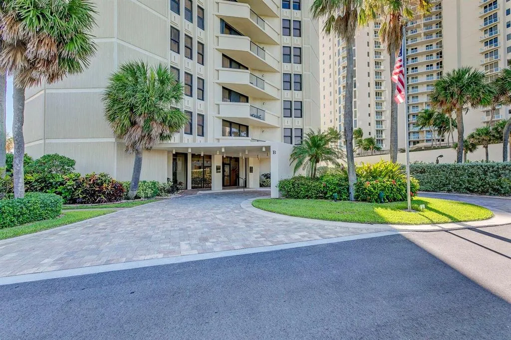 2800 N Ocean Drive, #B - 6d