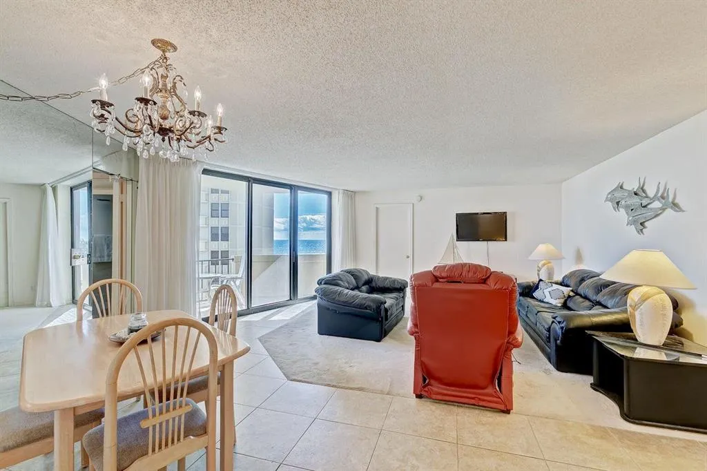 2800 N Ocean Drive, #B - 6d