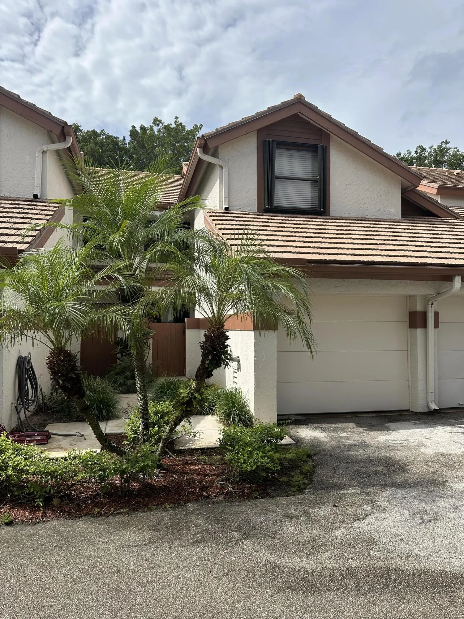 12725 Shoreline Drive, #6 C