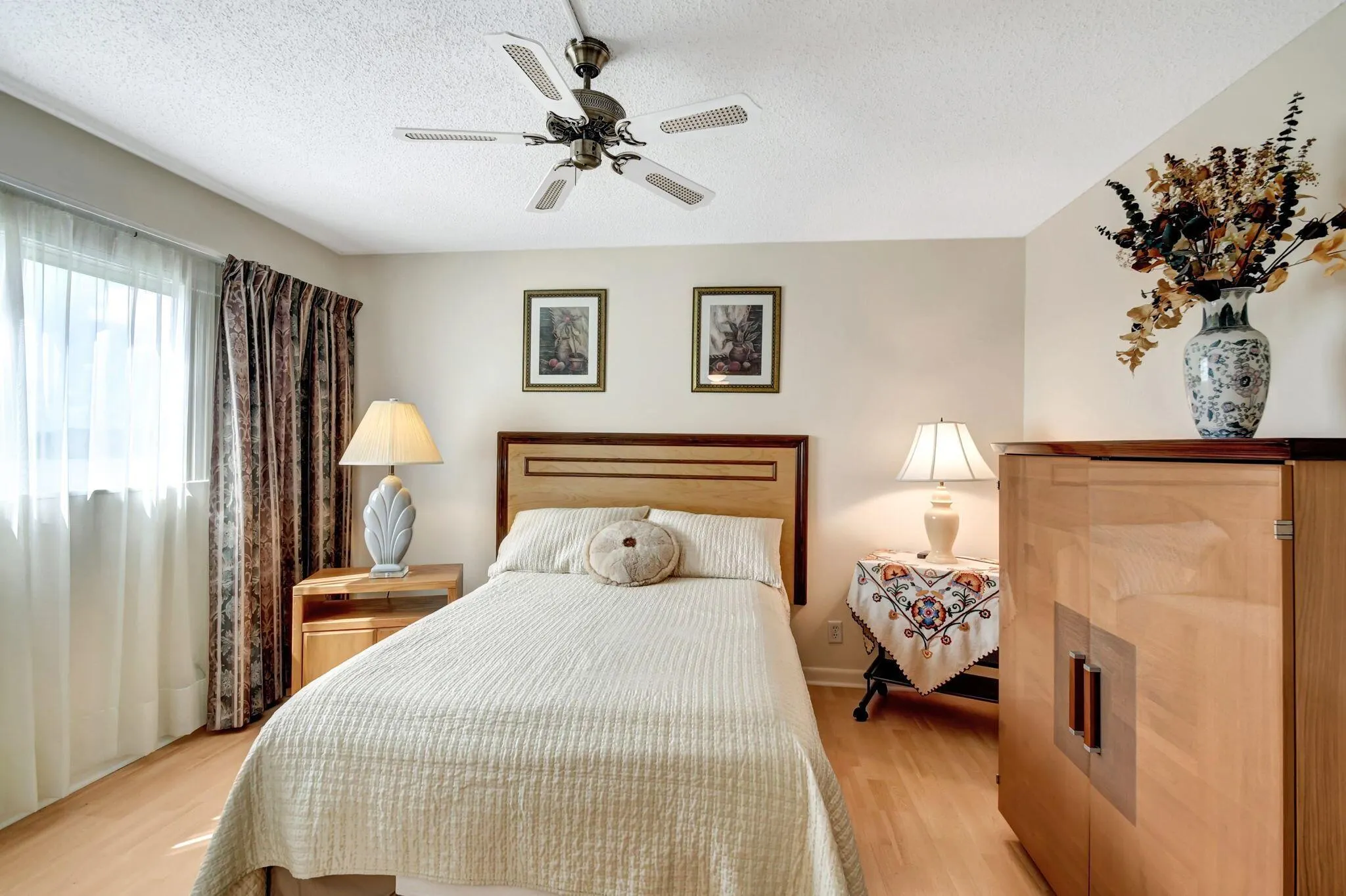 3836 Via Poinciana Drive, #601