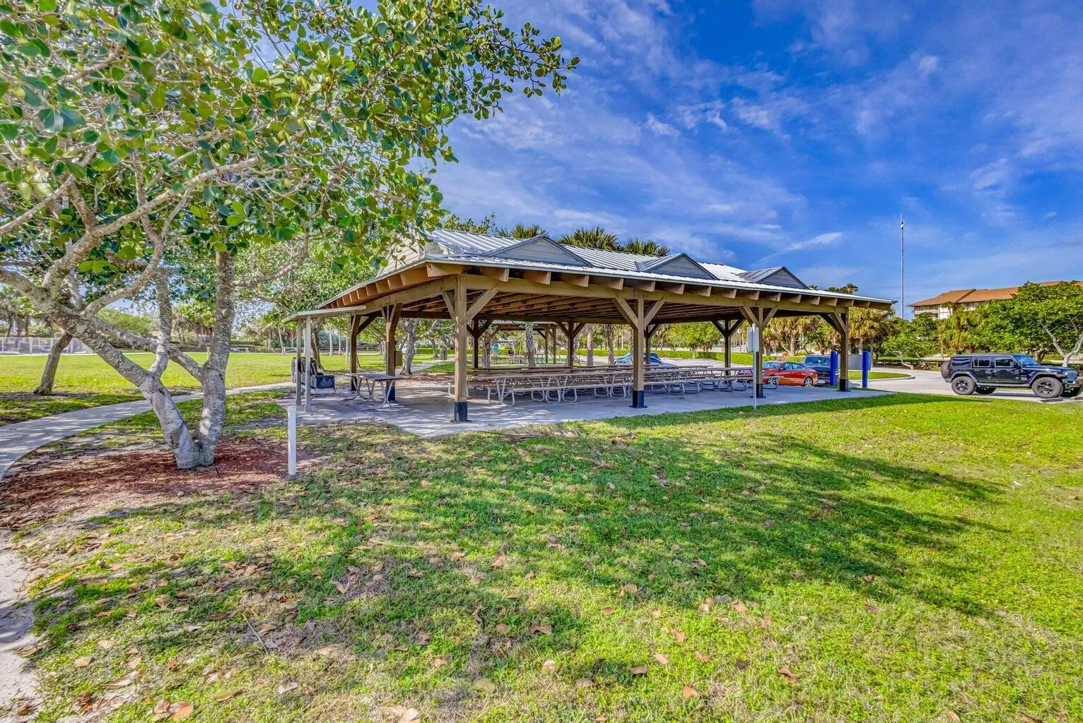 601 S Seas Drive, #401