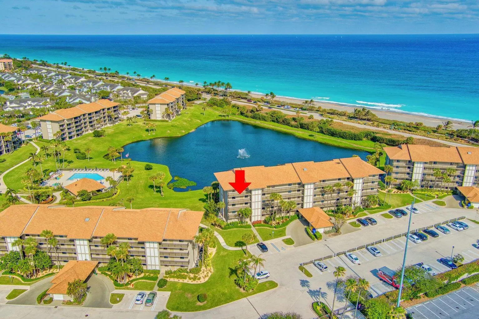 601 S Seas Drive, #401