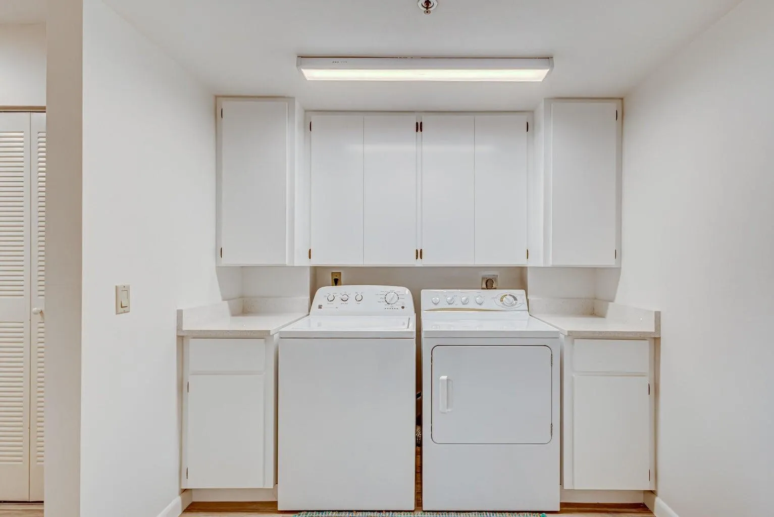 601 S Seas Drive, #401
