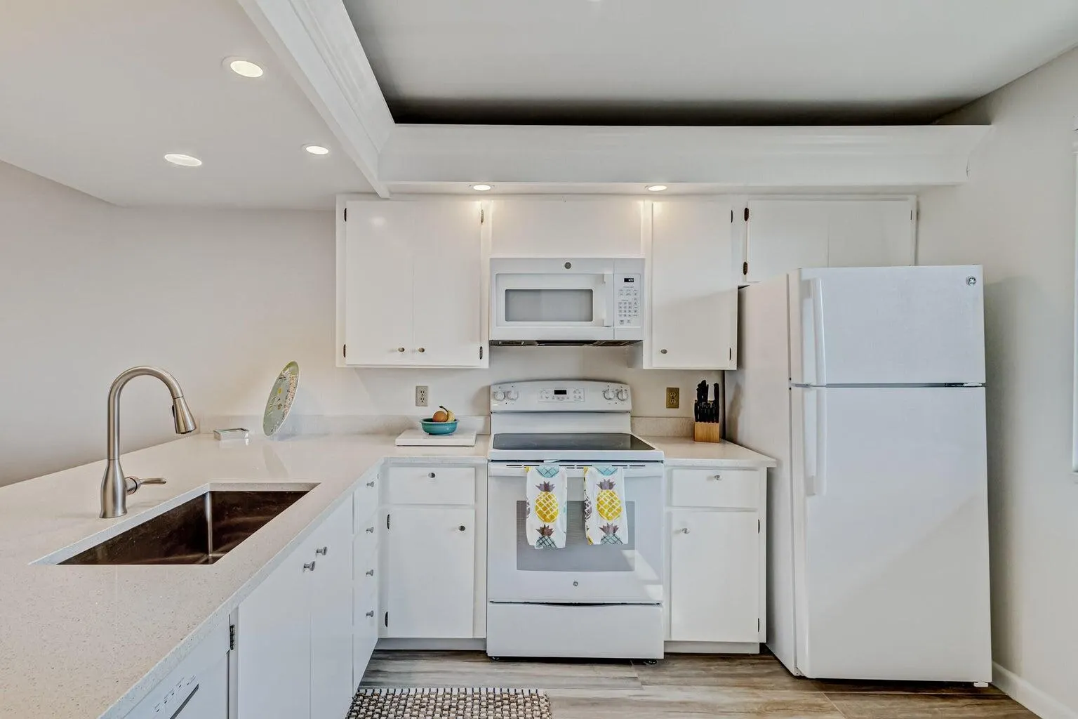 601 S Seas Drive, #401
