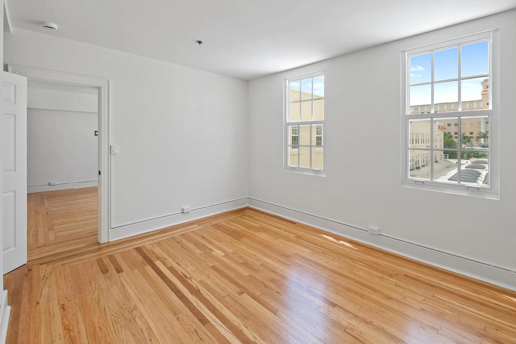 235 Sunrise Avenue, #3103