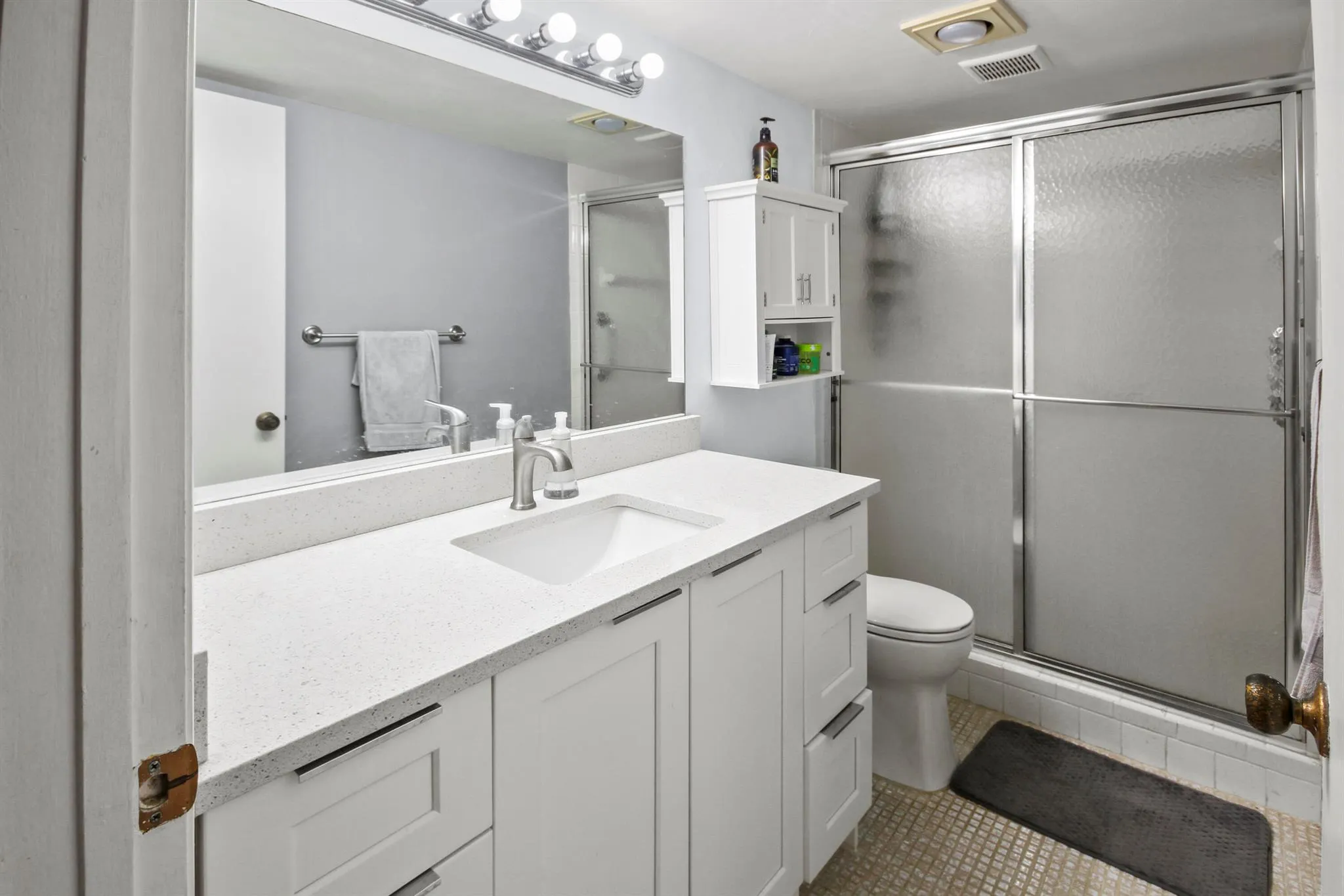 14849 Cumberland 2070 Drive, #2070