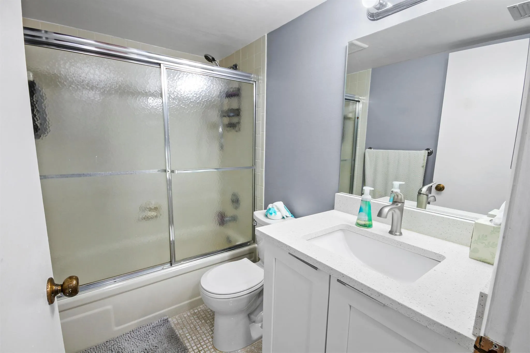 14849 Cumberland 2070 Drive, #2070