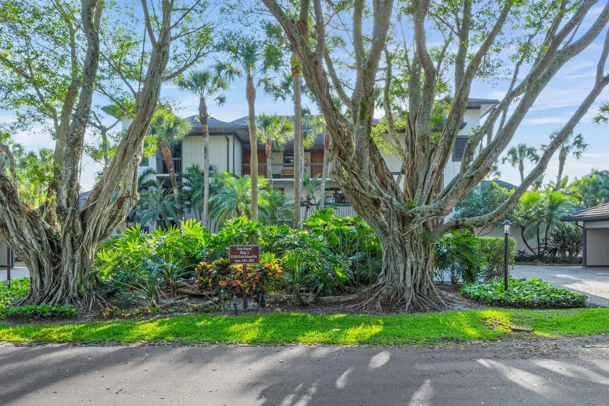 2785 Polo Island Drive, #J301