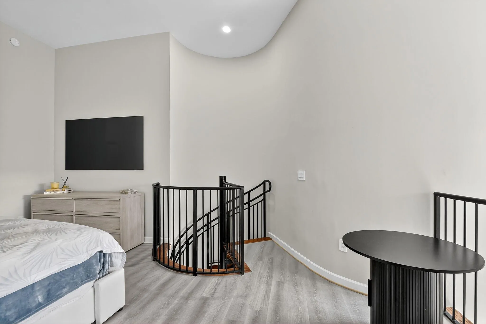 801 S Olive Avenue, #408