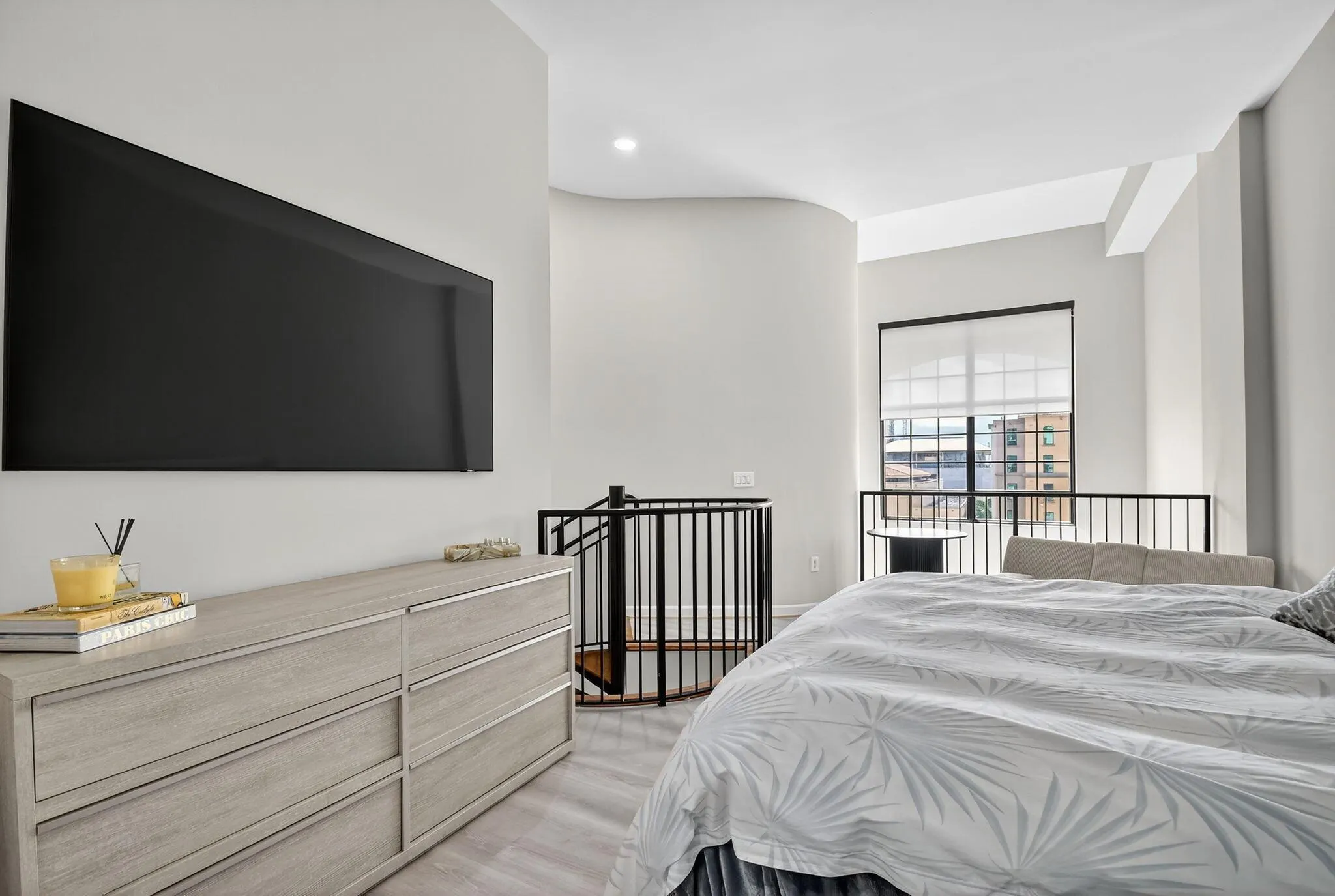 801 S Olive Avenue, #408