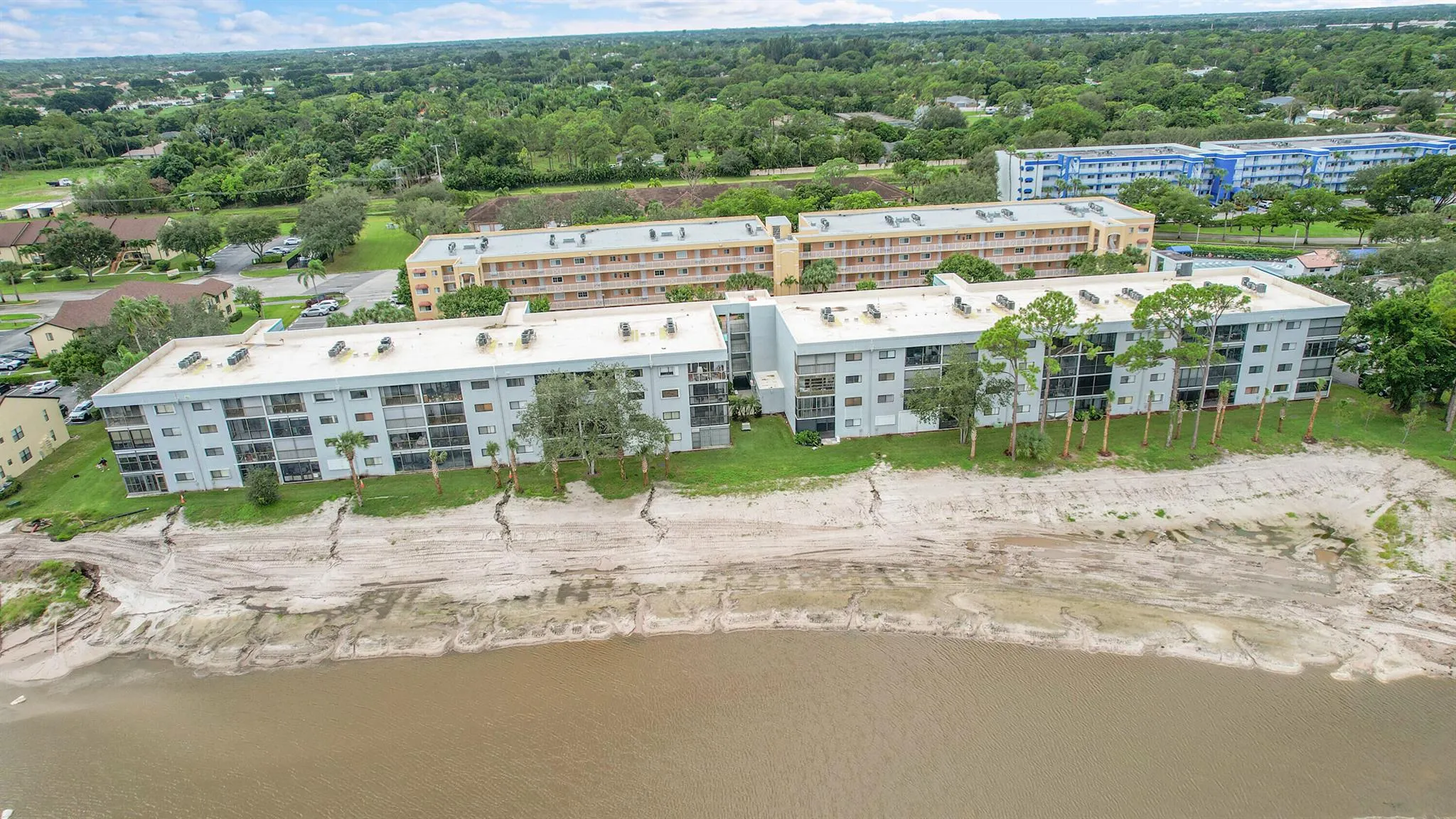 4725 Lucerne Lakes Boulevard E, #411