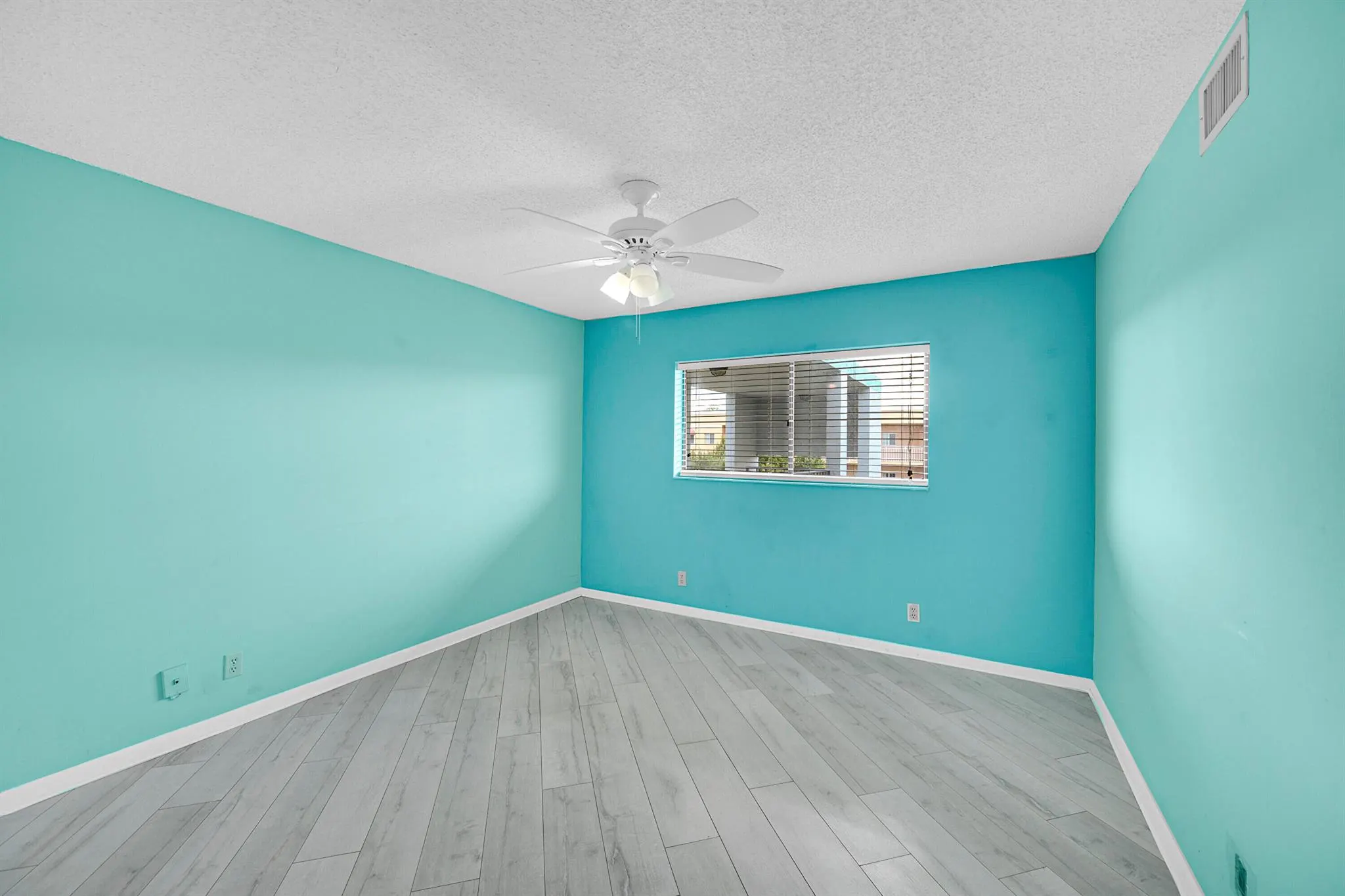 4725 Lucerne Lakes Boulevard E, #411