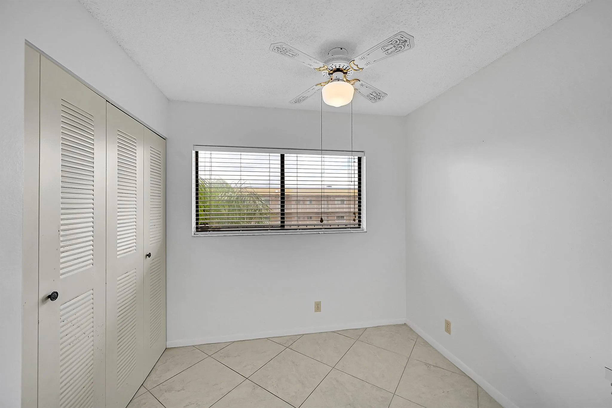 4725 Lucerne Lakes Boulevard E, #411