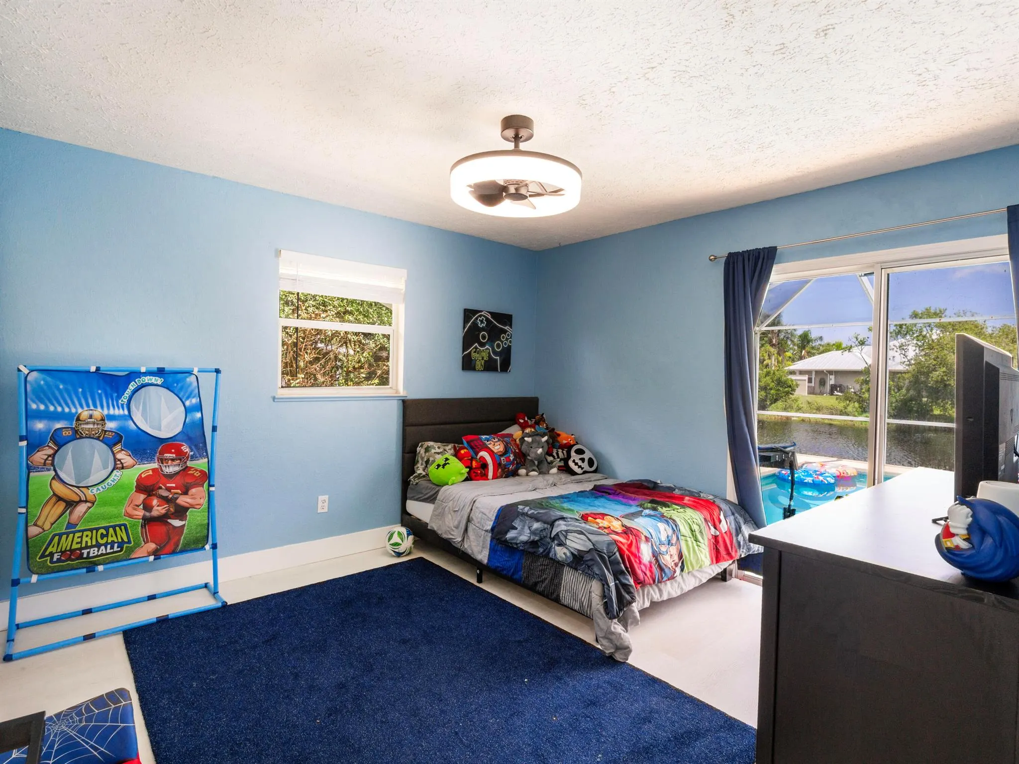 1123 SW Oak Hollow Court
