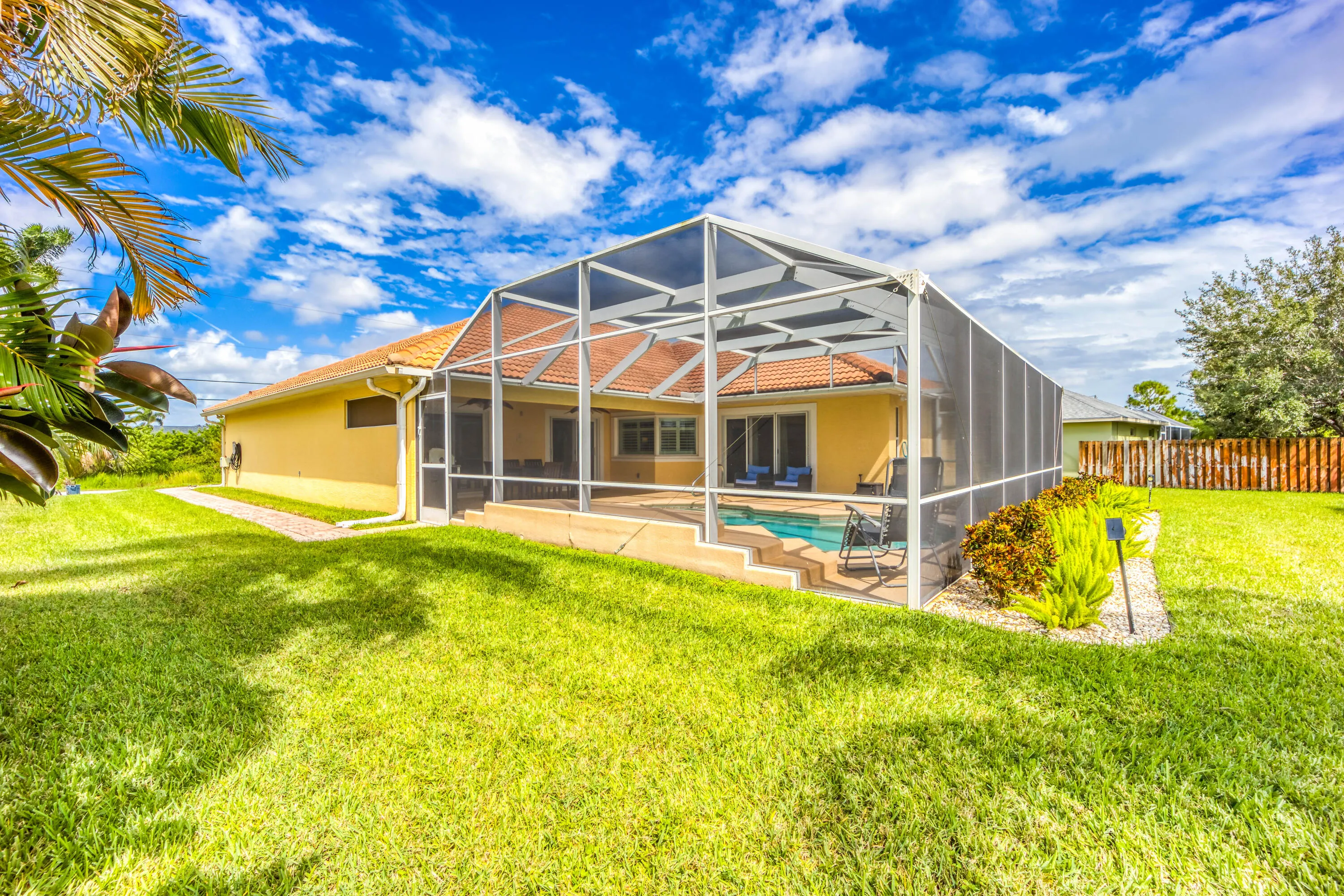 2620 SW Altamira Avenue