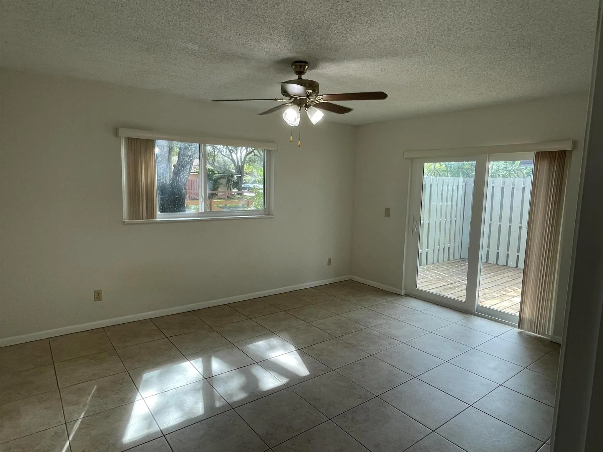 3660 E Bell Drive, #91