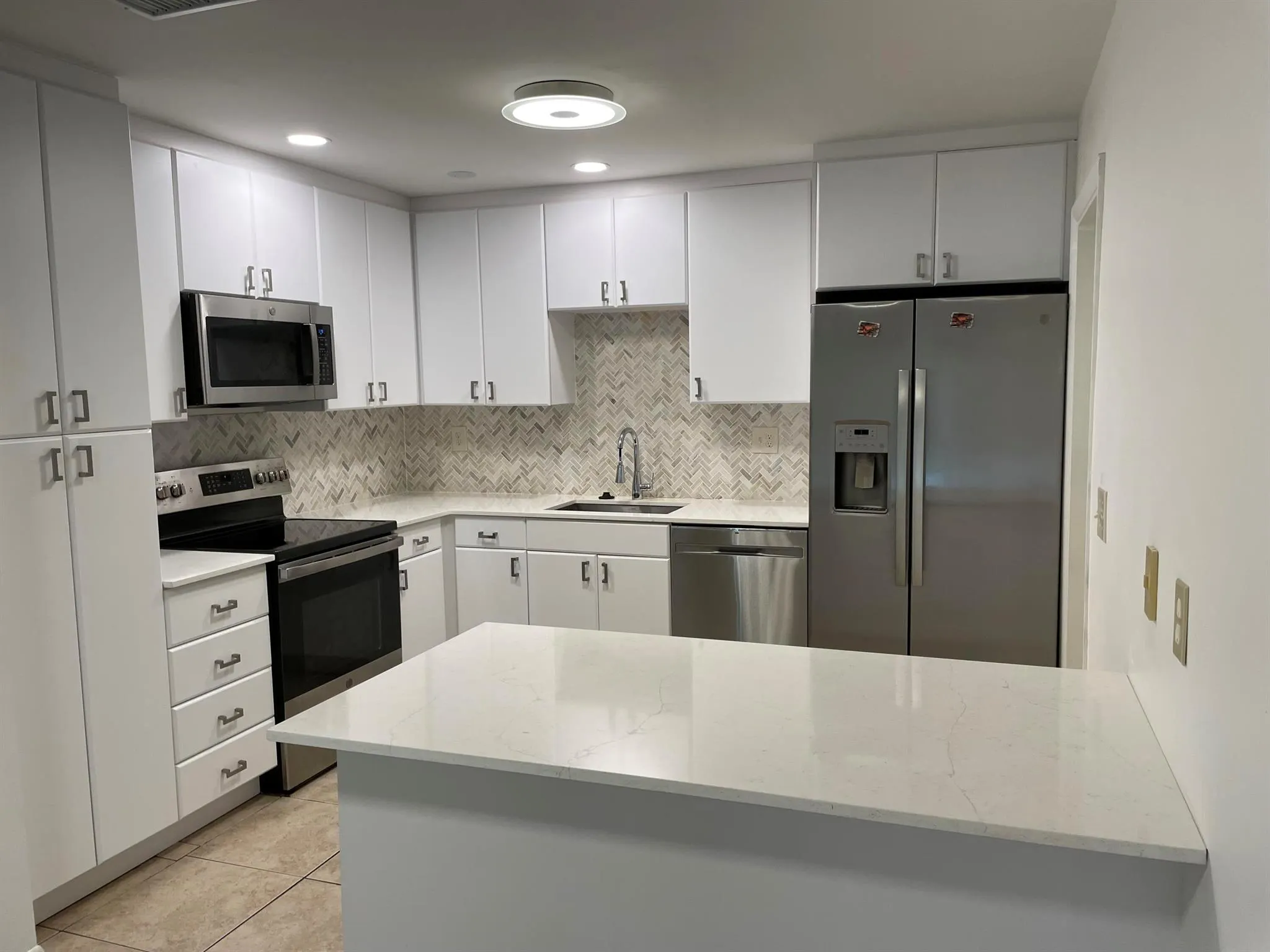 3660 E Bell Drive, #91