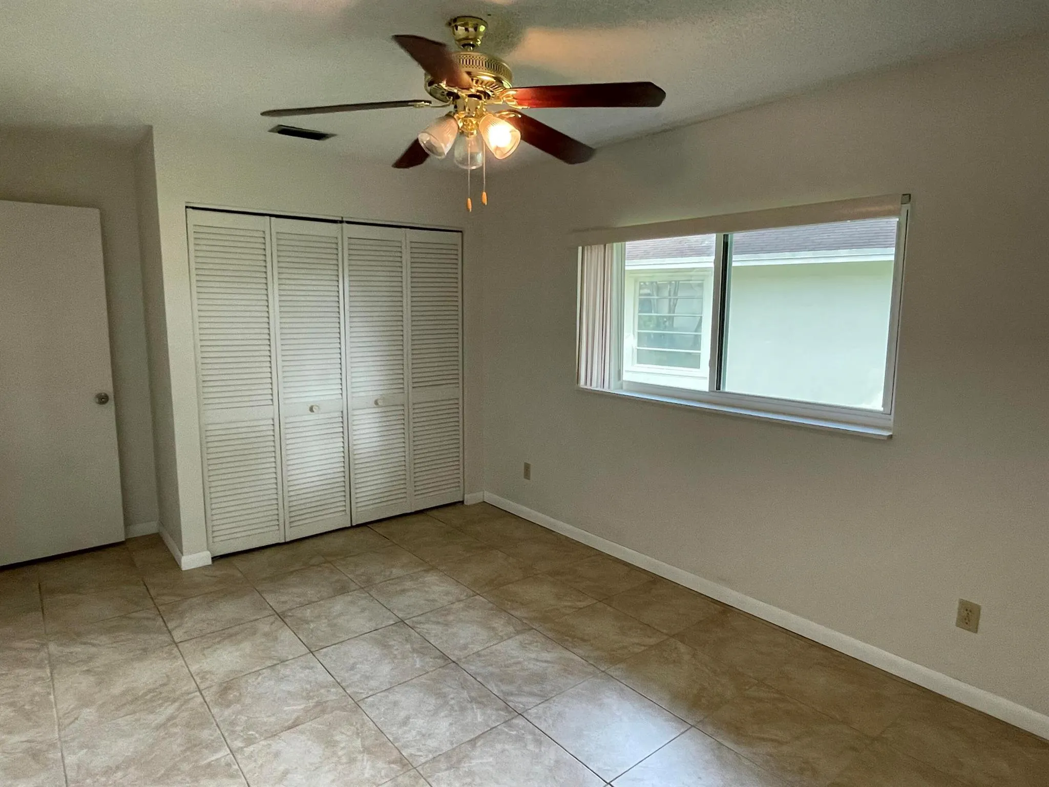 3660 E Bell Drive, #91