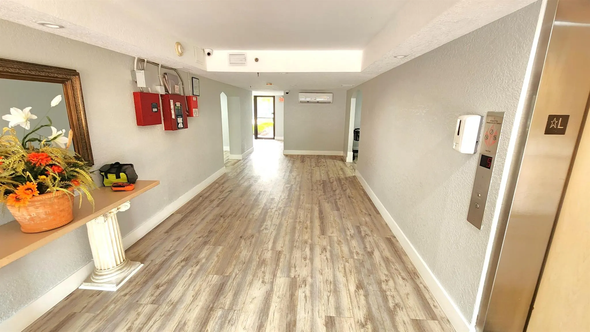 450 Egret Circle, #9404