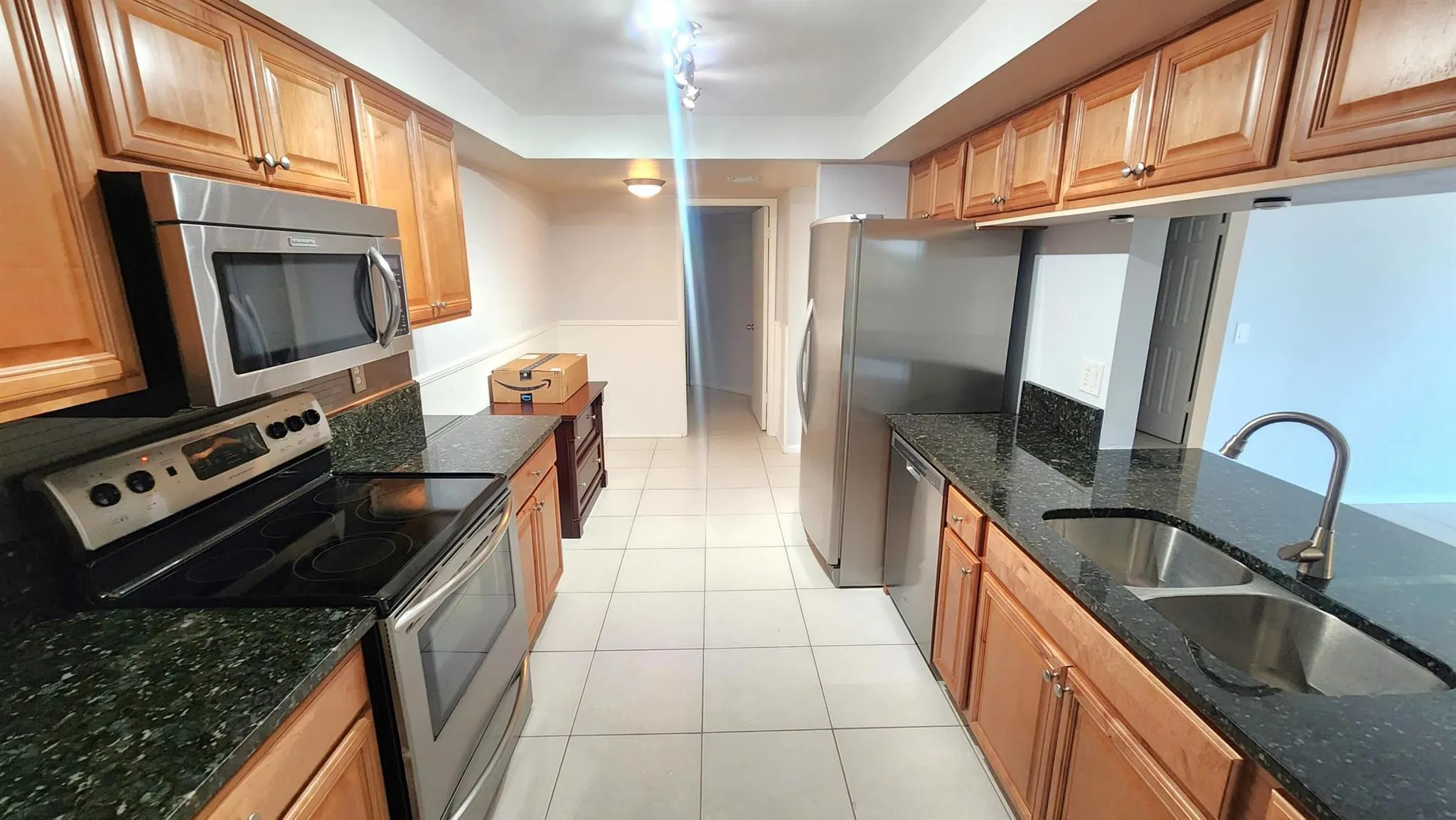 450 Egret Circle, #9404