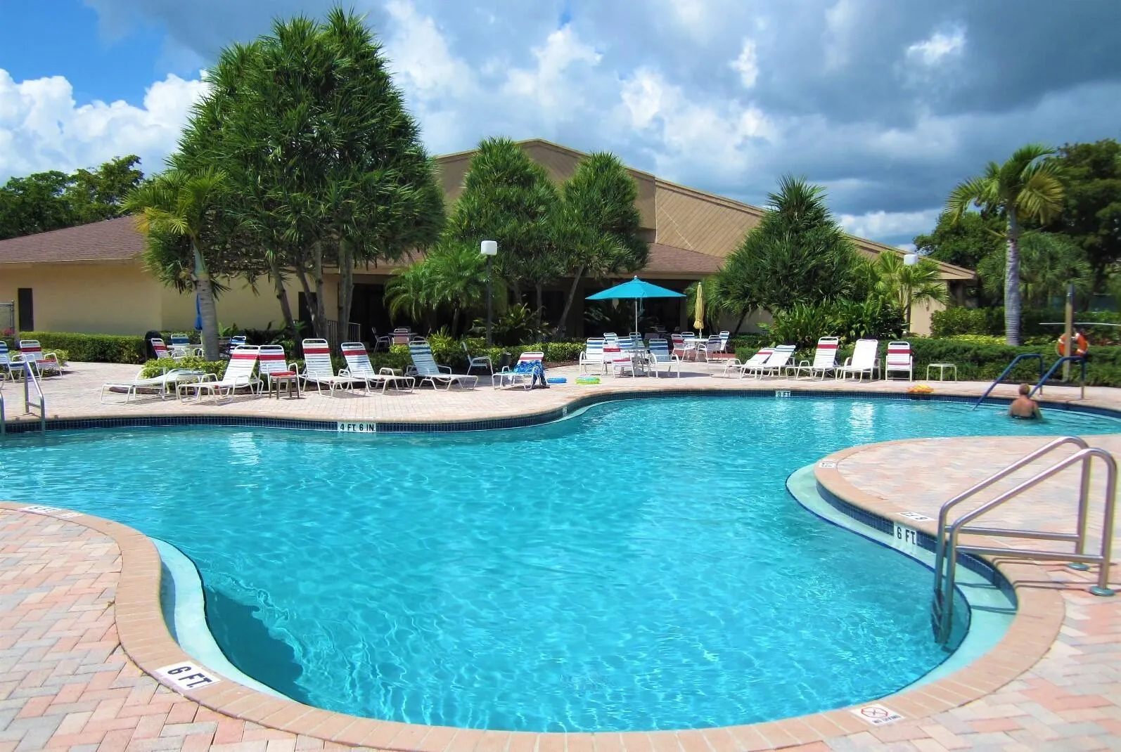 450 Egret Circle, #9404