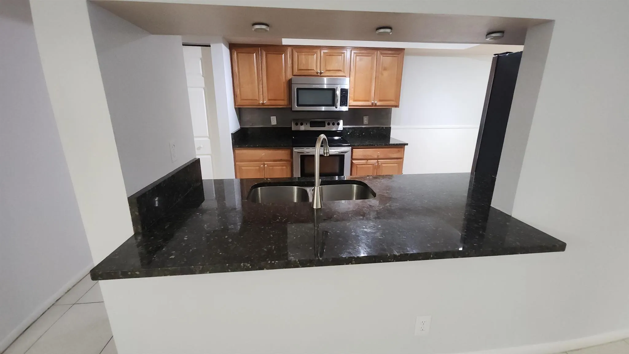 450 Egret Circle, #9404