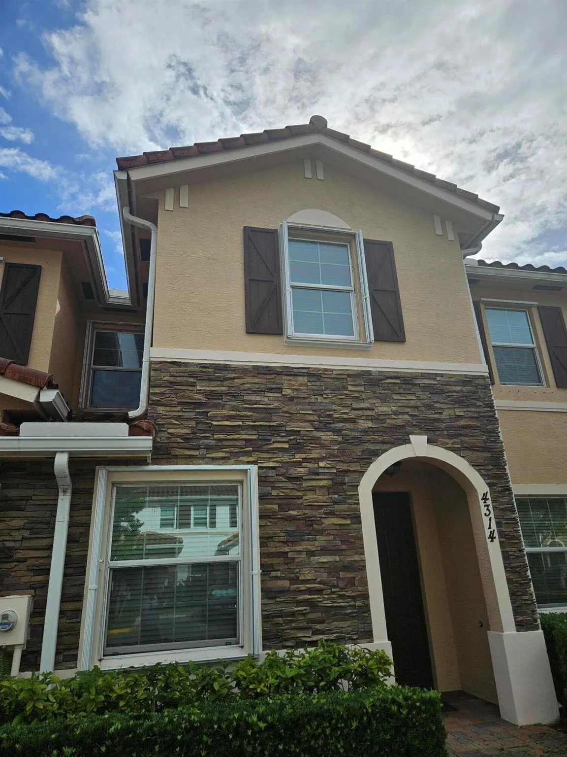4314 Maybelle Lane