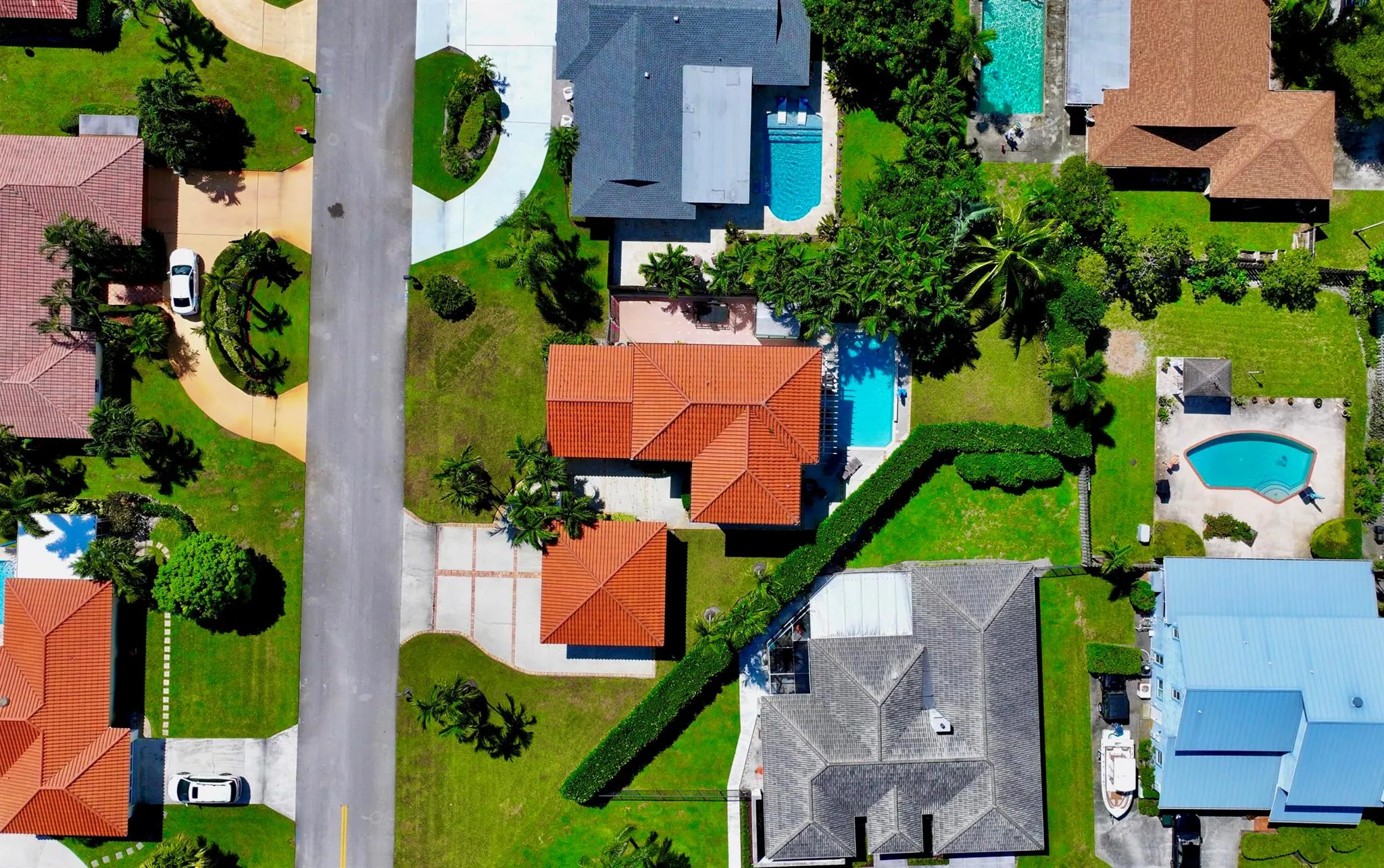 6401 Travis Road
