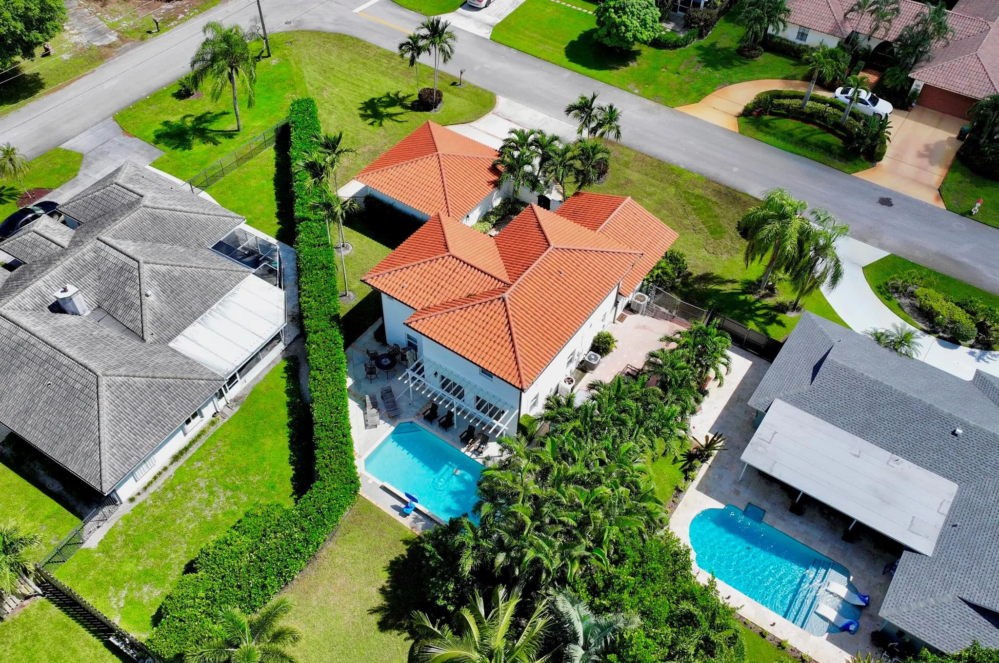 6401 Travis Road