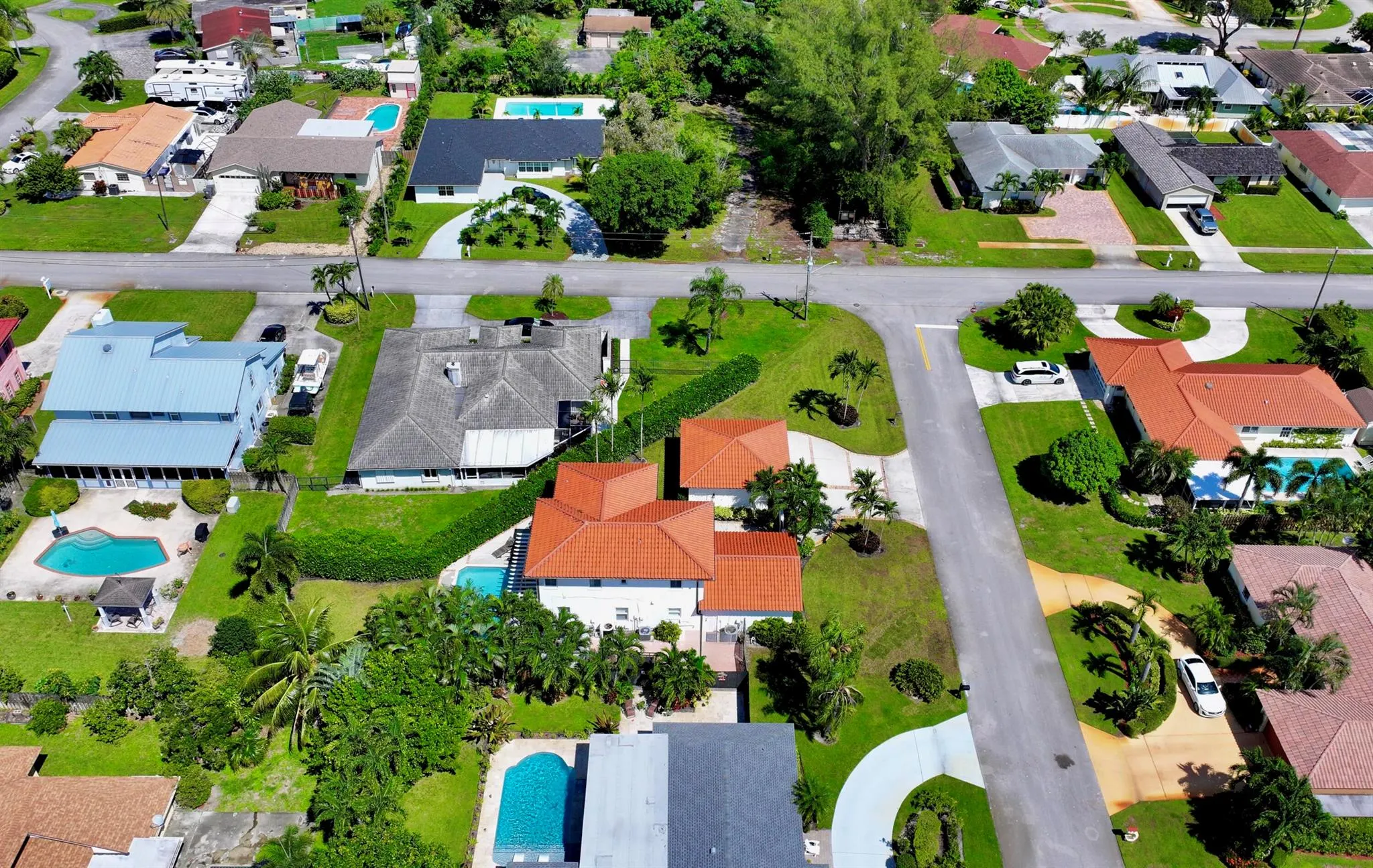 6401 Travis Road