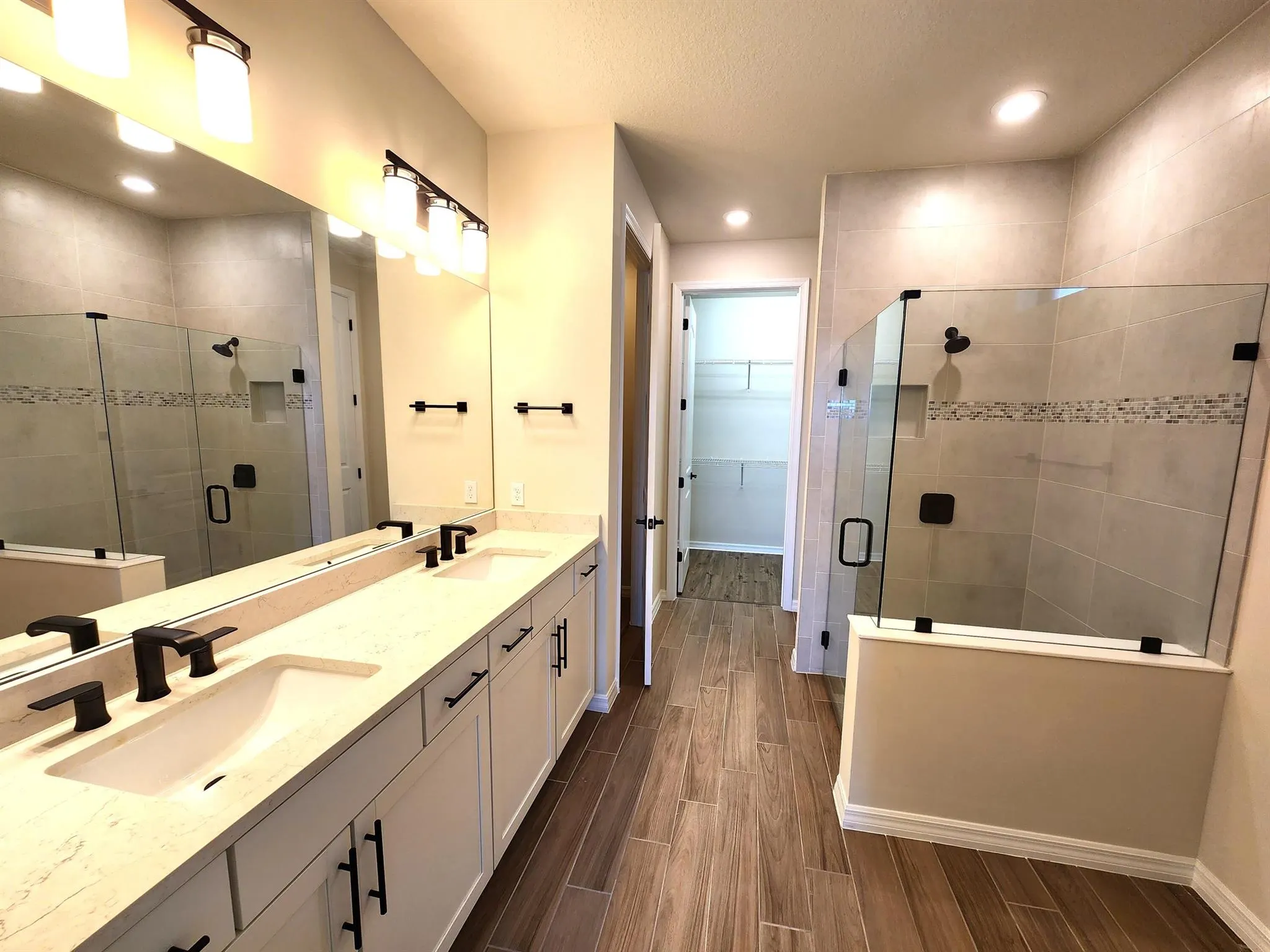 8295 Vaulting Drive
