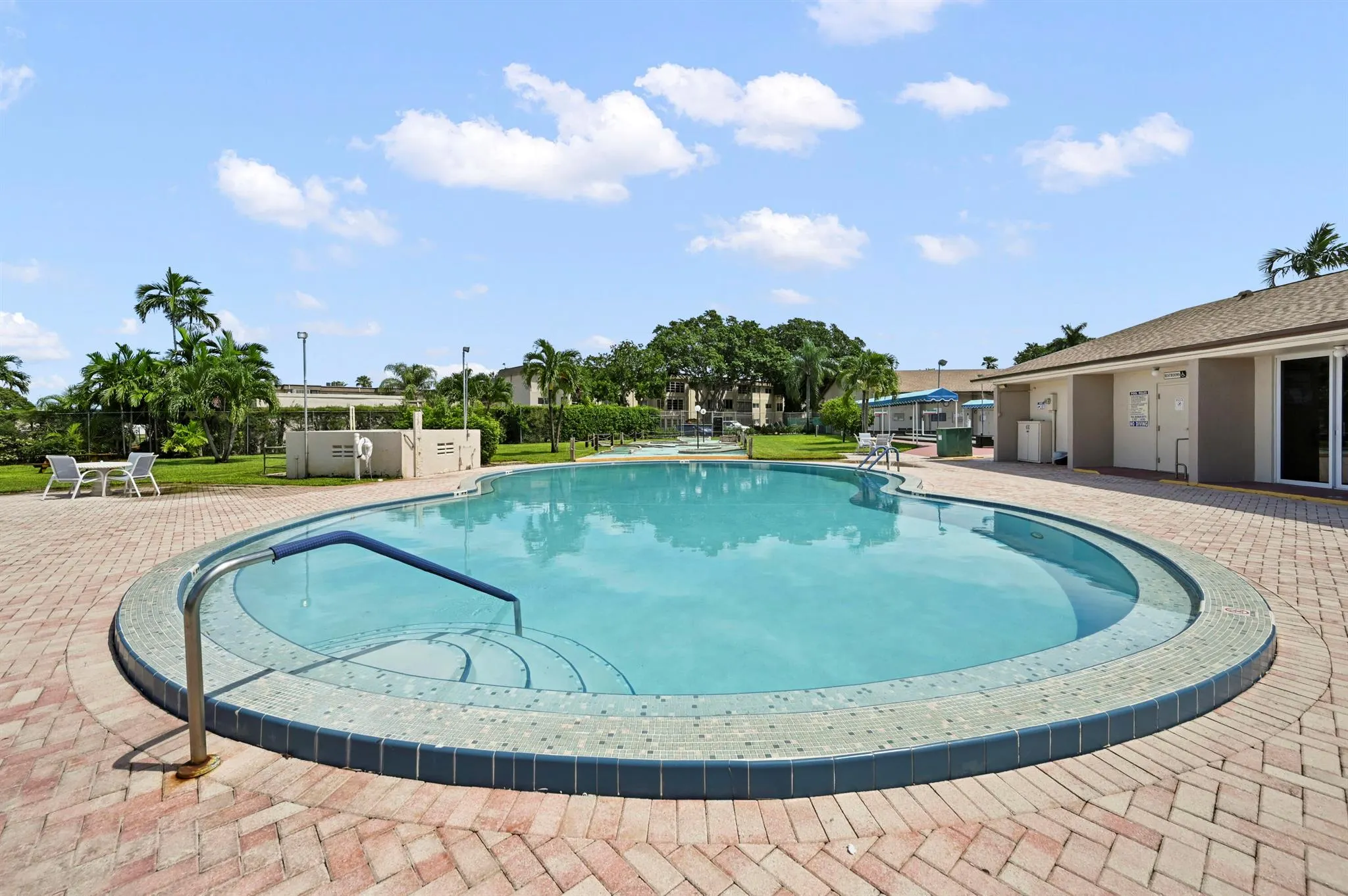 715 Lori Drive, #307